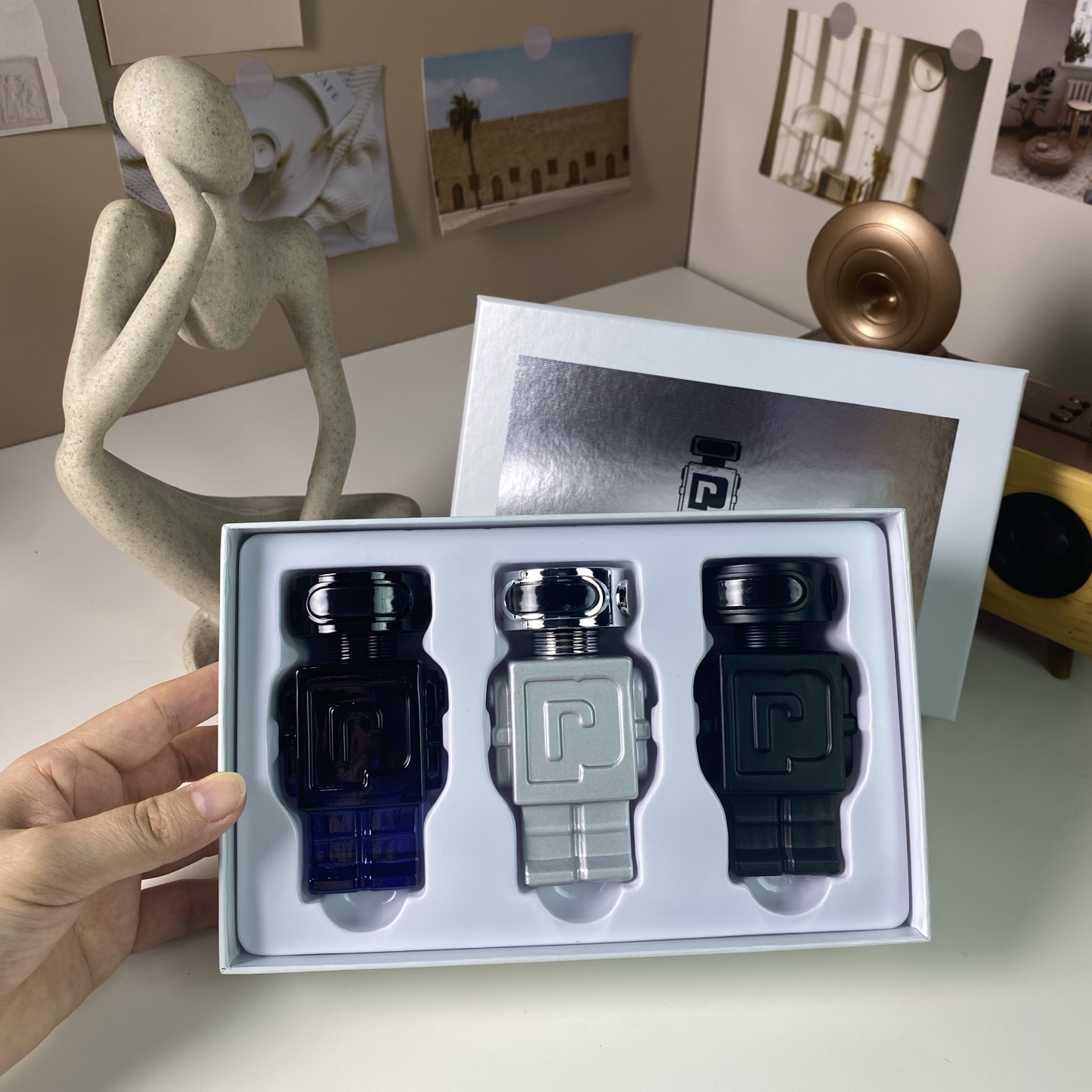 原单品质/75💰包邮
帕高机器人系列香水中样三件套！内含：30ml*3带喷头。味道：经典机器人，幻影机器人，黑色机器人。