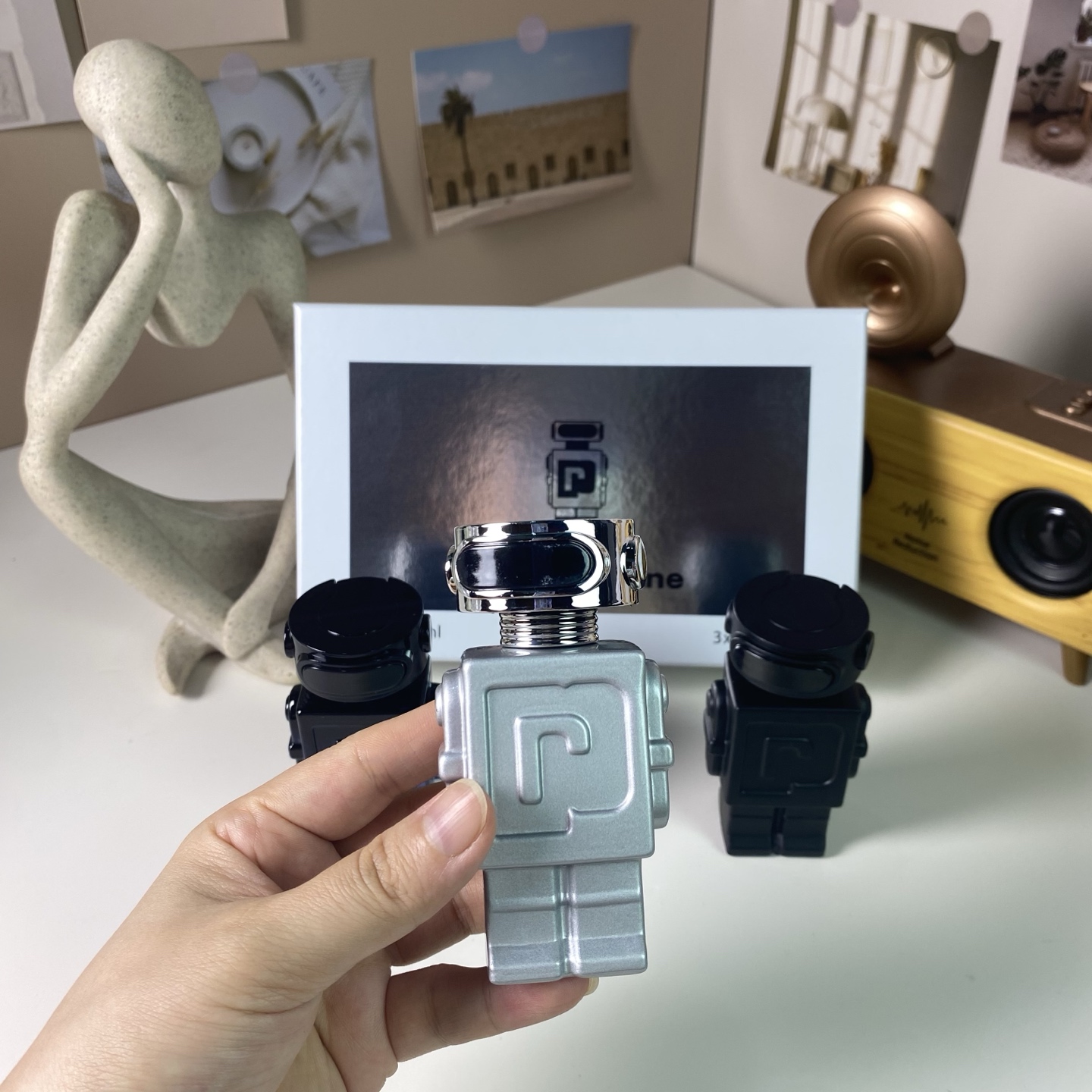 原单品质/75💰包邮
帕高机器人系列香水中样三件套！内含：30ml*3带喷头。味道：经典机器人，幻影机器人，黑色机器人。