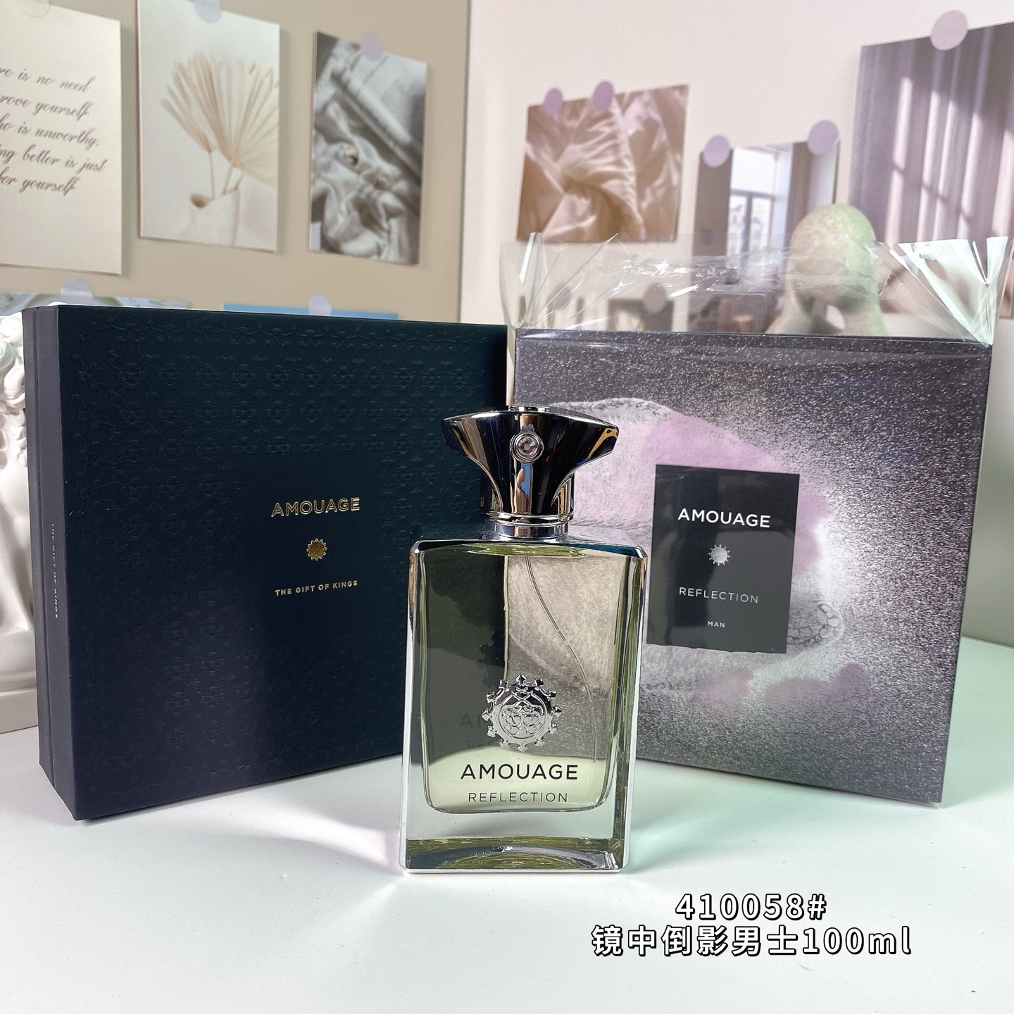 专柜品质/85💰包邮  
爱慕410058#镜中倒影（反射）男士100ml
Amouage Reflection Man, 2006
品牌：Amouage
调香师：Lucas Sieuzac
属性：男香
香调：花香木质调
前调：迷迭香粉红胡椒苦橙叶
中调：茉莉橙花油鸢尾根依兰
后调：檀香木香根草雪松广藿香