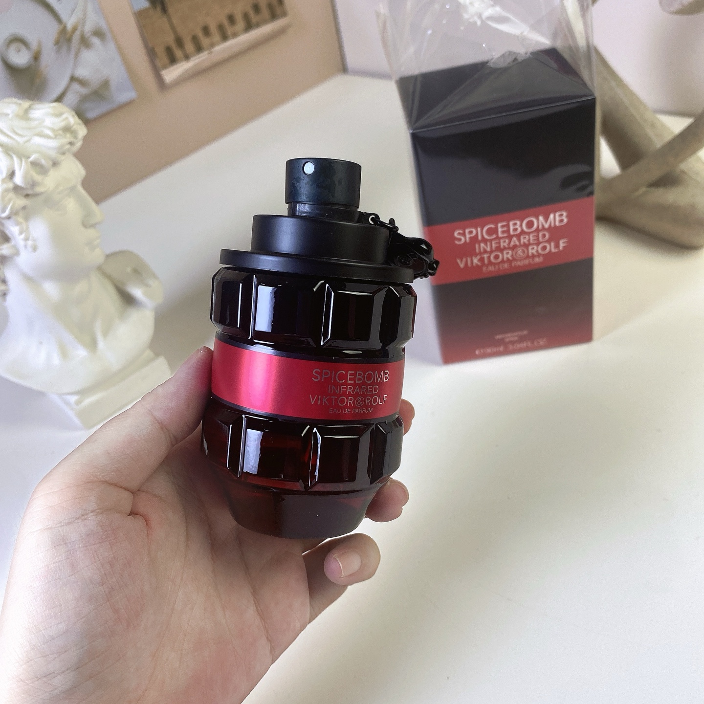 Viktor & Rolf Spicebomb Infrared Eau de Parfum - Spicy Oriental Fragrance 3 i1753521251057 1829 0 1