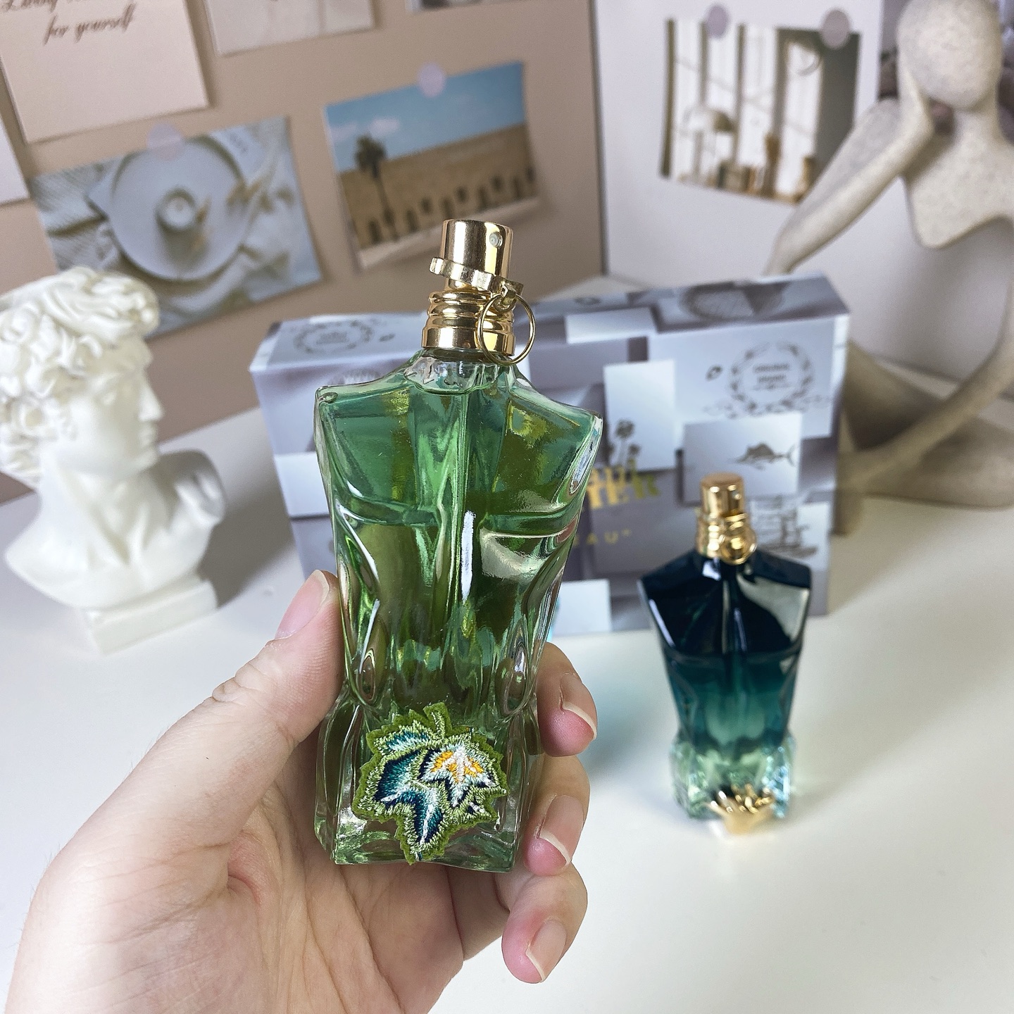原单品质/75💰包邮
新款高缇耶白盒裸男中样三件套40ml×3个，带喷头，内含：天堂花园，蓝色美丽香精，香水花园