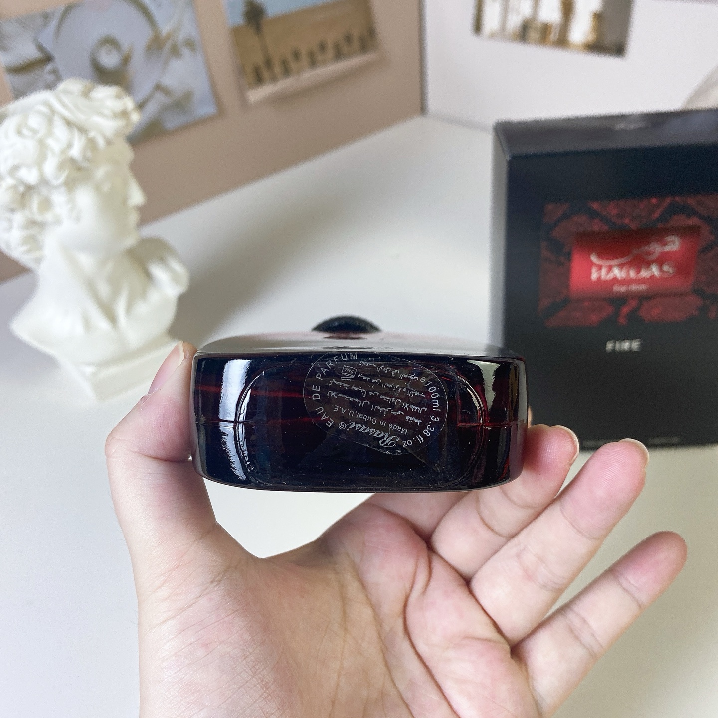 专柜品质/75💰包邮
哈瓦斯男士-情感之焰100ml
Hawas for Him Fire -EDP
香调：水生芳香调
前调：快乐鼠尾草
中调：海水茉莉
后调：矿物质龙涎香琥珀
标签：海洋矿物芳香植物东方