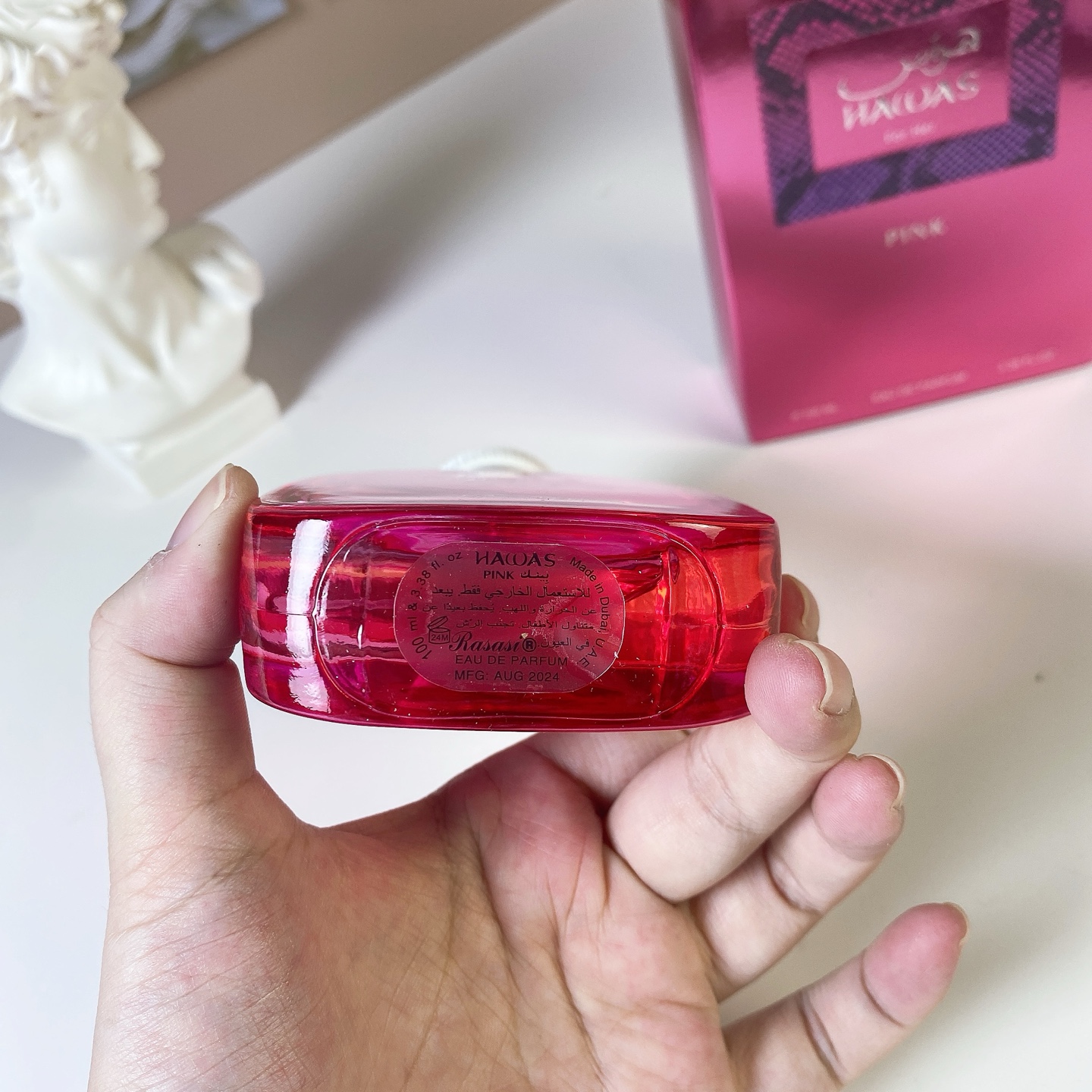 专柜品质/75💰包邮
哈瓦斯女士-粉色100ml
Hawas for Her PINK -EDP
前调：埃及橙花精油、肉桂、肉豆蔻。
心语：橙花、晚香玉、金棉花糖
基调：棉花糖、香草、零陵香豆
