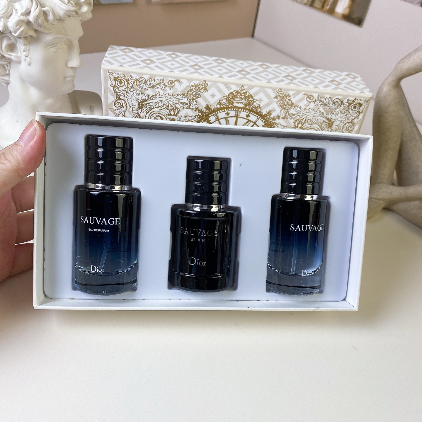 Dior Sauvage Platinum Gift Set - 3 x 30ml Eau de Toilette, Parfum, Elixir 2 i1757517913336 5460 0 1