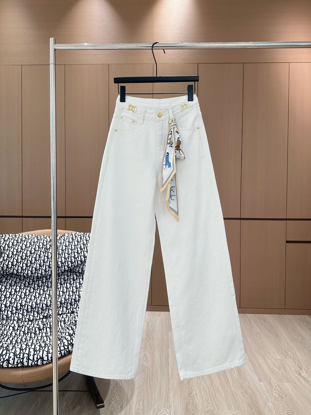 NO:311166,Her*25 early spring new original custom design with printed lace-up high waist wide-leg jeans/white SML A, jeans, alexander wang19860909Her*25早春新款原创定制设计配印花系带高腰阔腿牛仔裤/白色 SML A,,jeans,alexander wang,Women's clothing