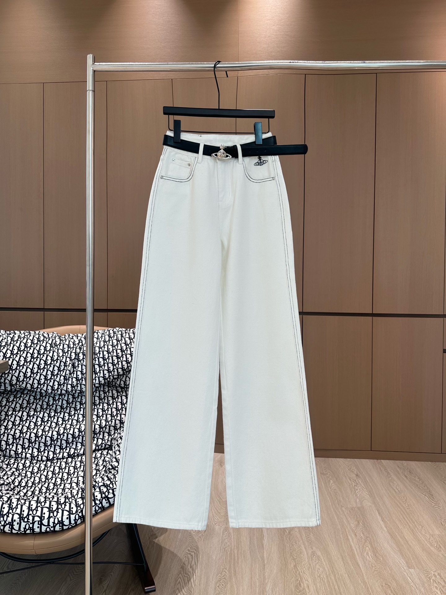 NO:308604,Vivi Queen Mother 25 early spring new original custom design embroidered high waist versatile trendy wide-leg jeans with belt/white SML A, jeans, alexander wang19860909Vivi西太后25早春新款原创定制设计刺绣高腰百搭潮流阔腿牛仔裤配腰带/白色 SML A,,jeans,alexander wang,Women's clothing