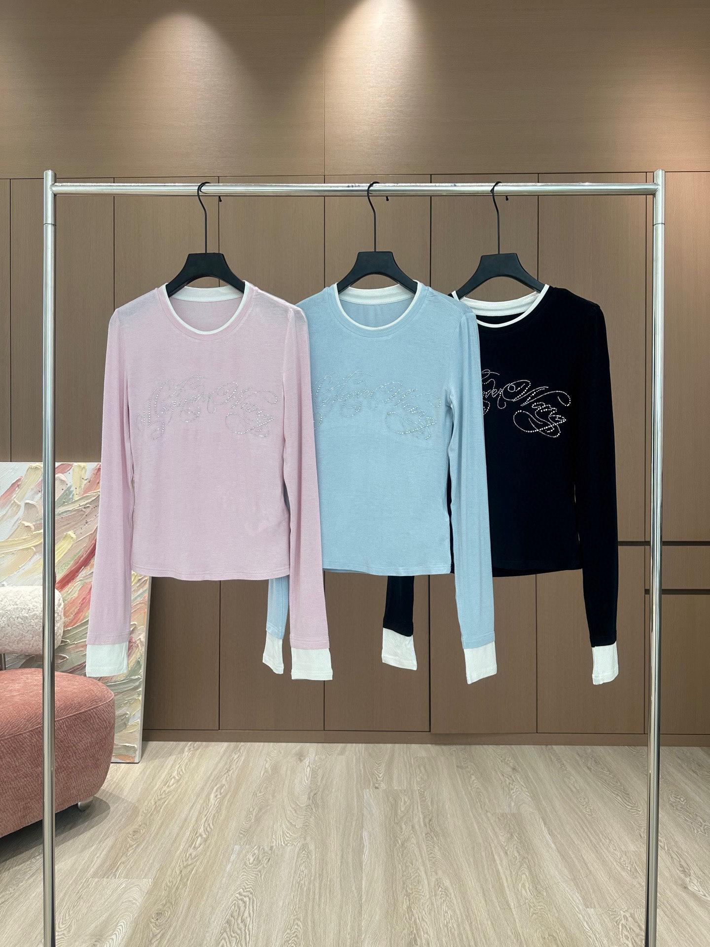 NO:311162,Niche *25 early spring new original custom design hot diamond letter contrasting color splicing versatile slim fit long-sleeved base shirt/pink blue black SML A, alexander wang19860909小众*25早春新款原创定制设计烫钻字母撞色拼接百搭修身显瘦薄款长袖打底衫/粉色 蓝色 黑色SML A,,alexander wang,Women's clothing