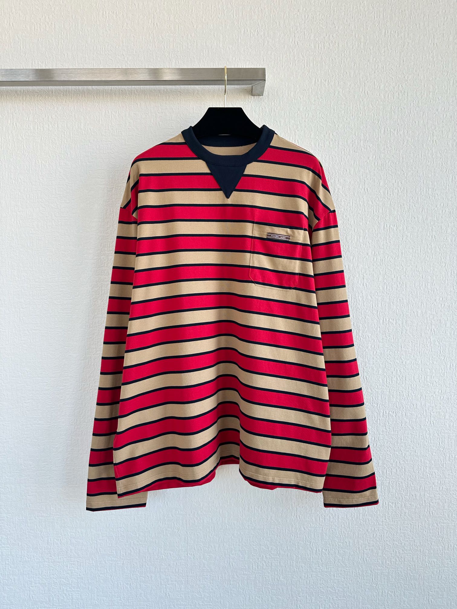 2024 New Pre-sale Female Suit with First-rate Quality and Hard-core Style - 图片 1