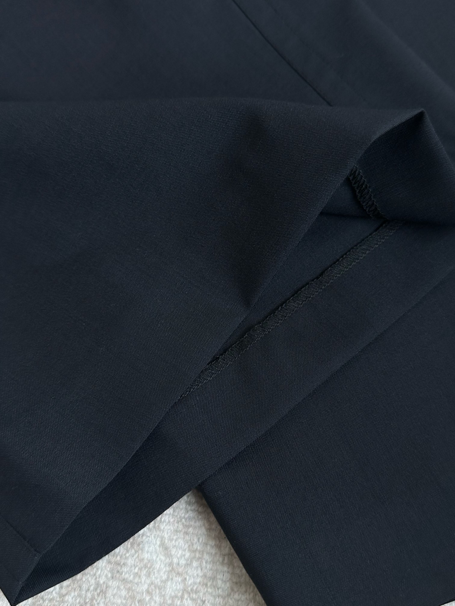 “BV Explosive Cash Work Pants: Single-Size Female Suit Pack 2055” - 图片 7