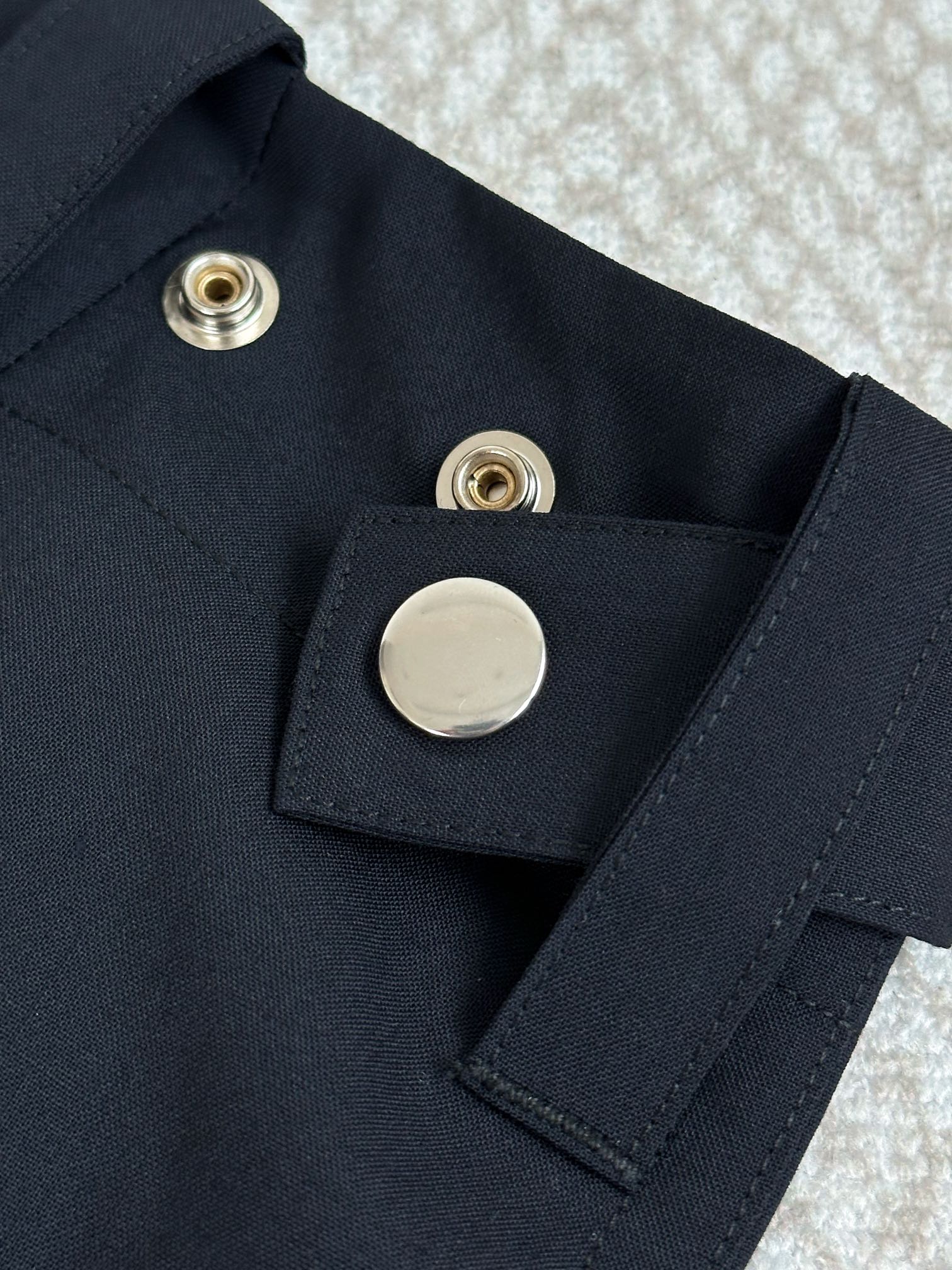 “BV Explosive Cash Work Pants: Single-Size Female Suit Pack 2055” - 图片 8