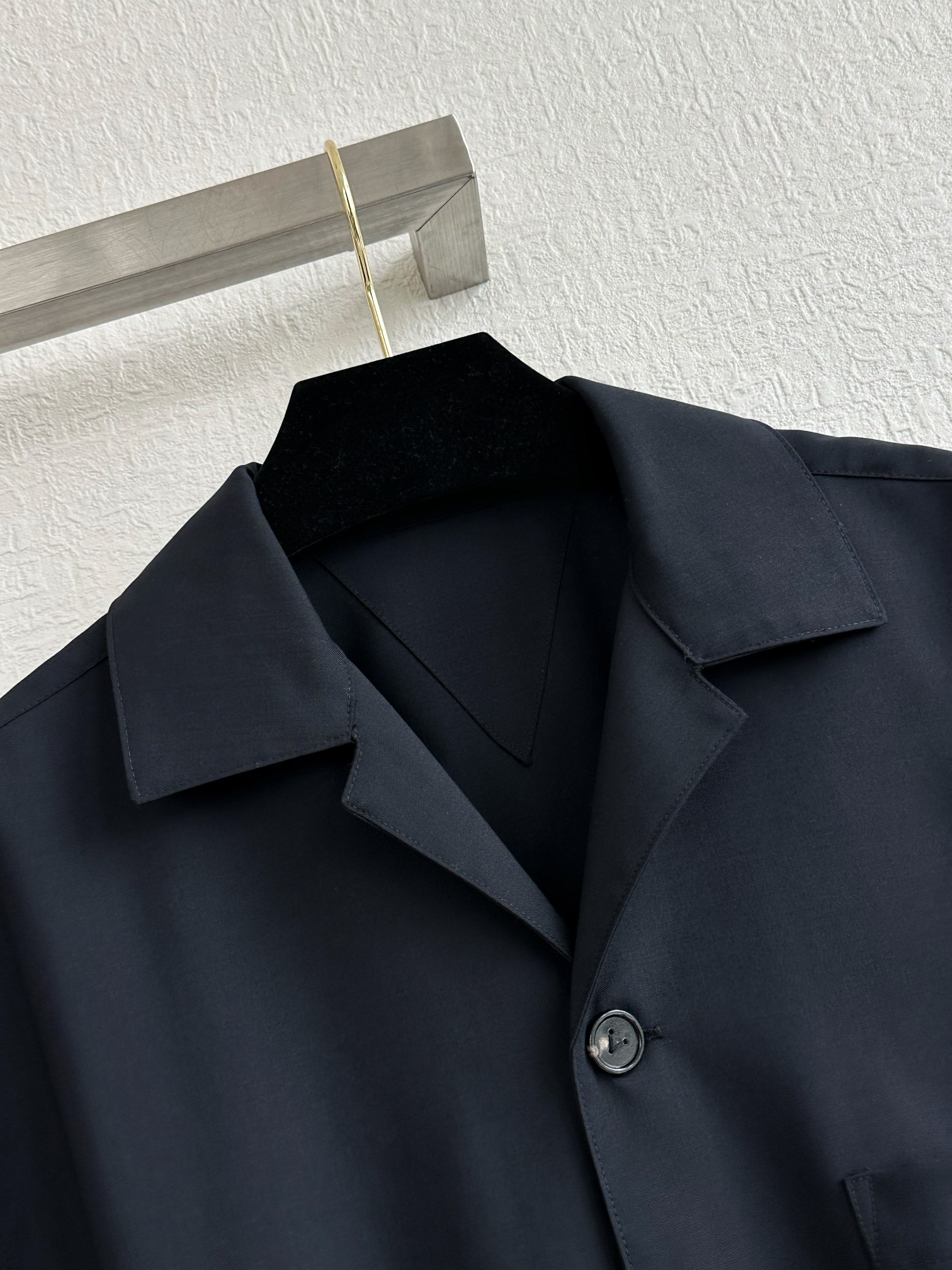 New Explosive Cash Cuban Shirt: P748 Single-Handed Female Suit, BV Packed, 2055 Collection - 图片 3
