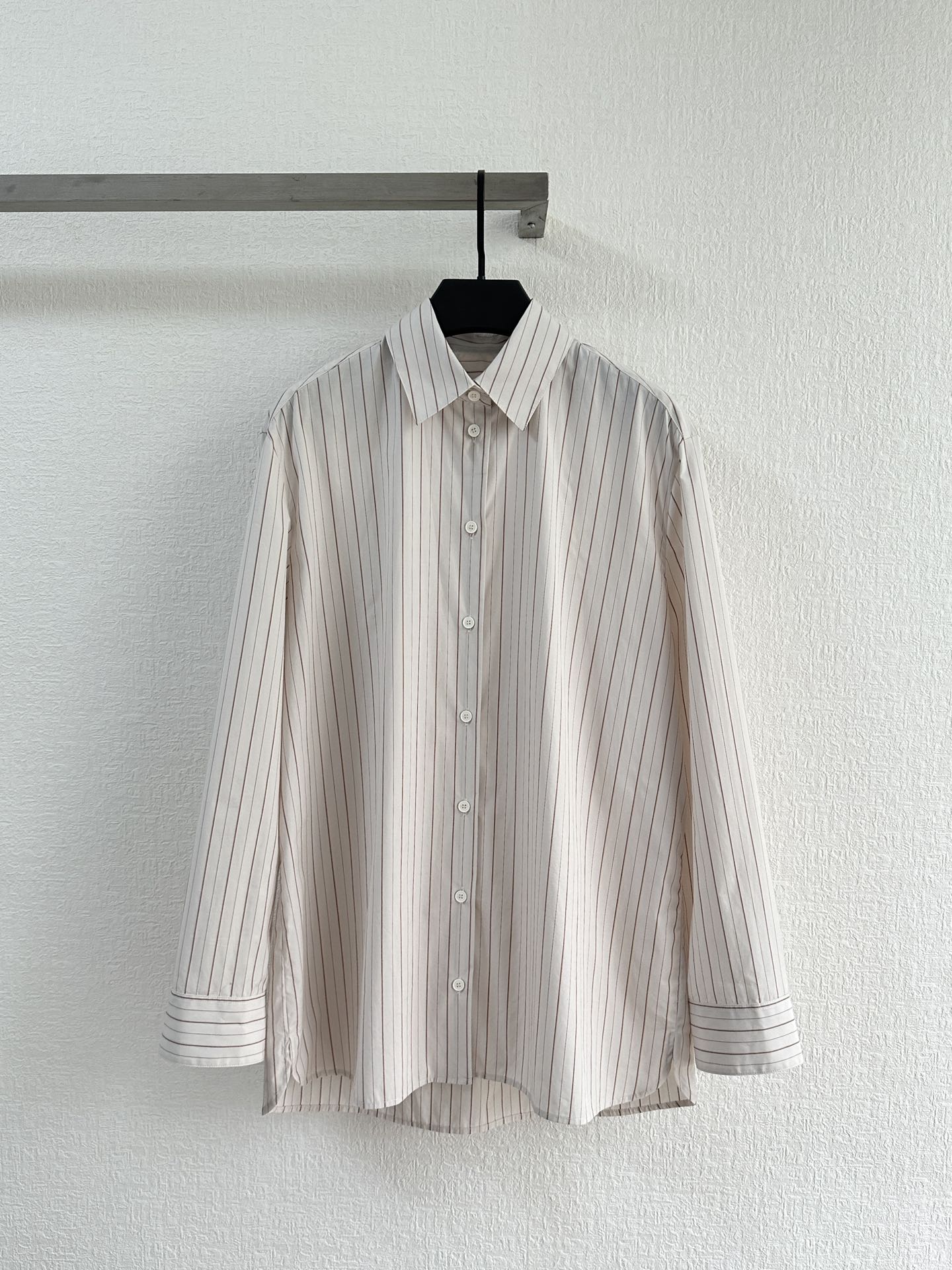 “Chic Women’s Suit with Striped Shirts in Spring and Summer Collection”