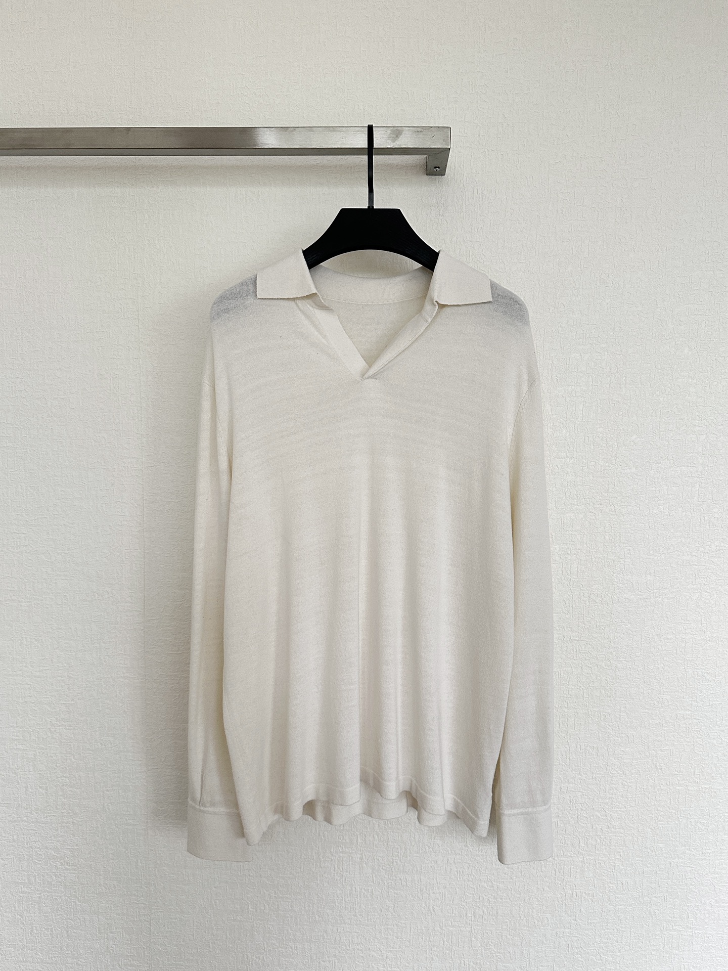 “The Row25 Single Hard-Core Women’s Suit: Long-Sleeved, Unbuttoned Polo Collar, Simple Design” - 图片 1