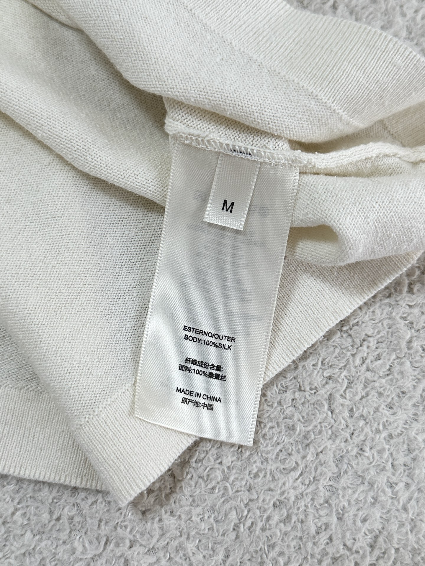 “The Row25 Single Hard-Core Women’s Suit: Long-Sleeved, Unbuttoned Polo Collar, Simple Design” - 图片 6