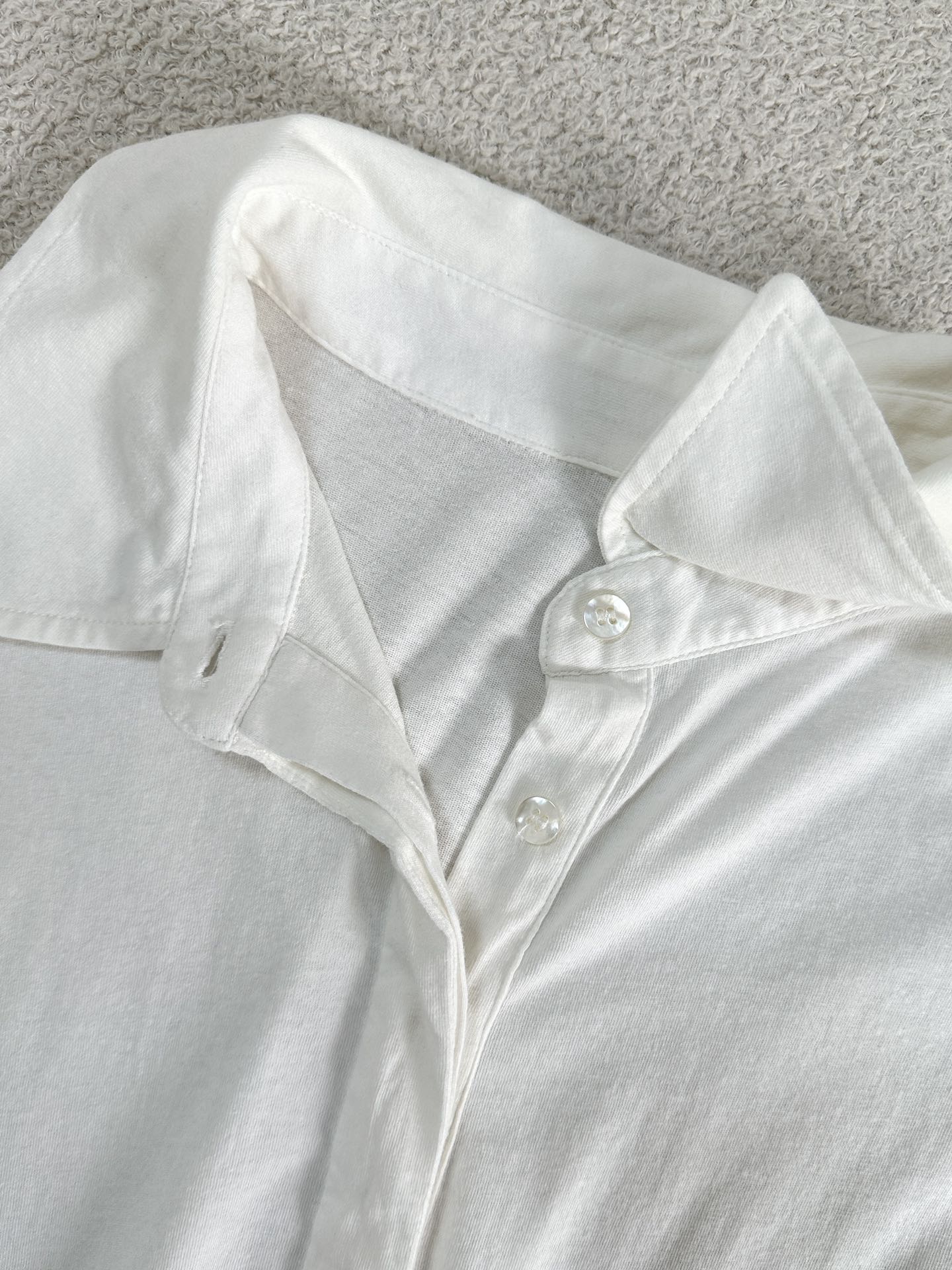 p587 Single-rate female suit packaged NEW . Therow 25 turns on the collar. Colour: Size: S M L - 图片 3