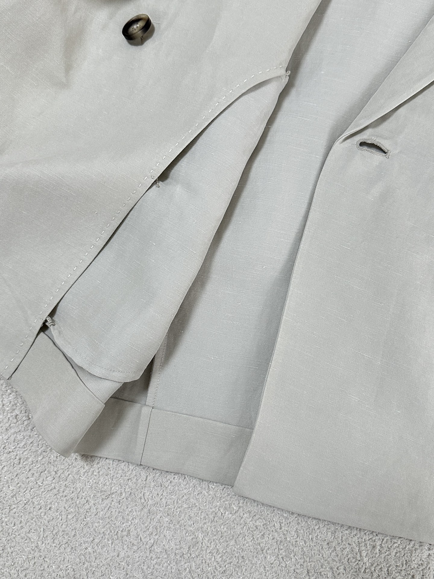 “NEW Single Hard-Core Female Suit with Double-Tuck Jacket in Various Sizes and Colors” - 图片 4