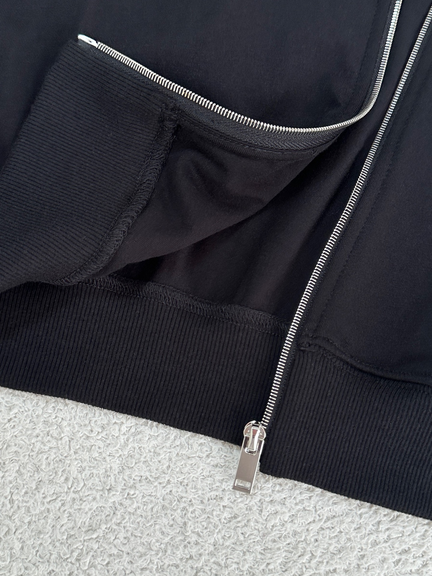 p744 Single-rate, hard-core women’s suit, packed. NEW . Therow zipper. Colour: Size: SM L XL - 图片 6