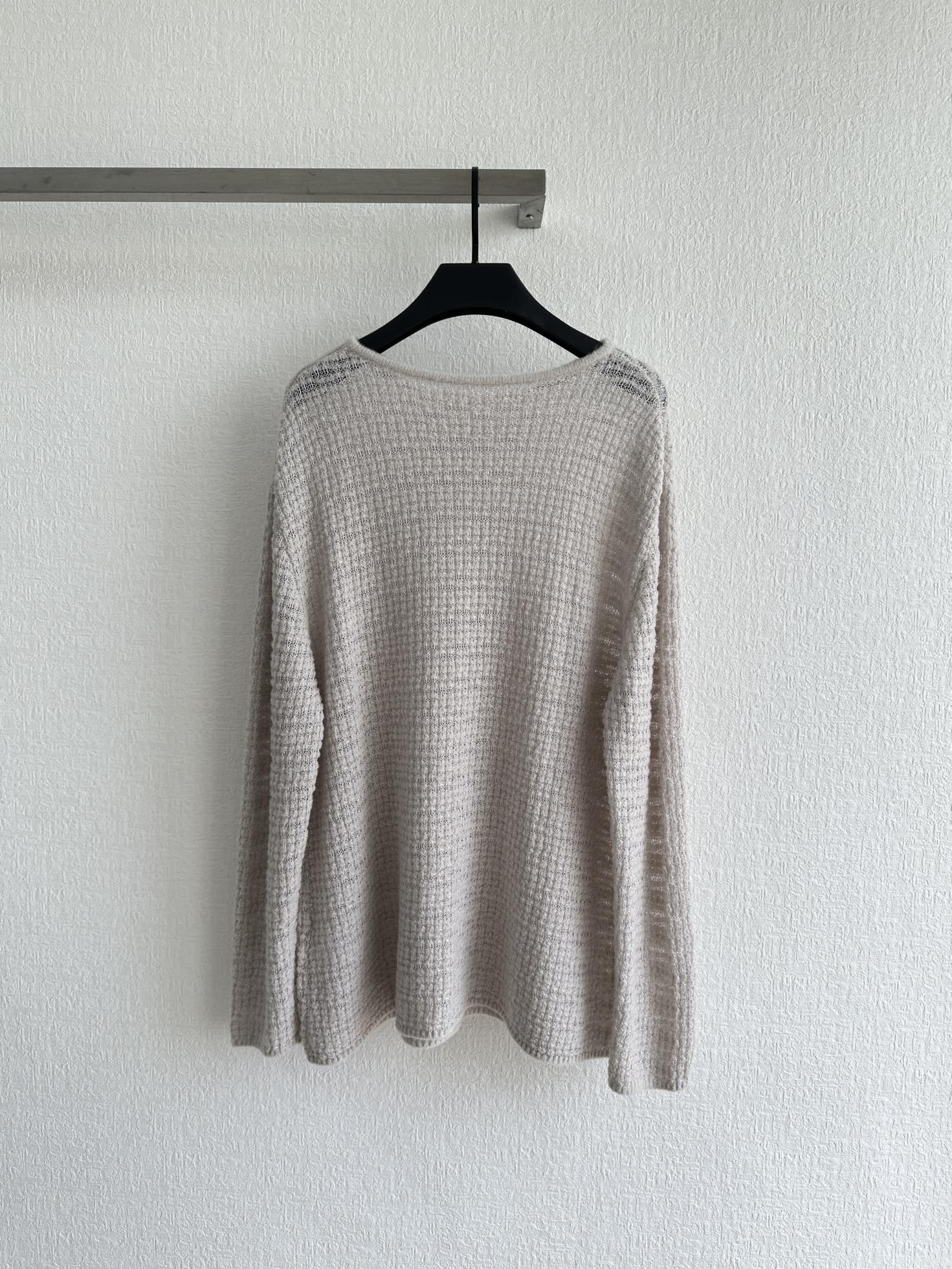 “Single-Size Female Suit 2025: The Row Through Bullshit – Cash in Charge” - 图片 2