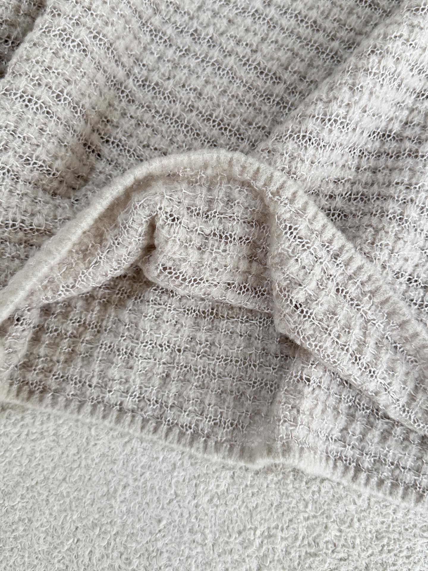 “Single-Size Female Suit 2025: The Row Through Bullshit – Cash in Charge” - 图片 6