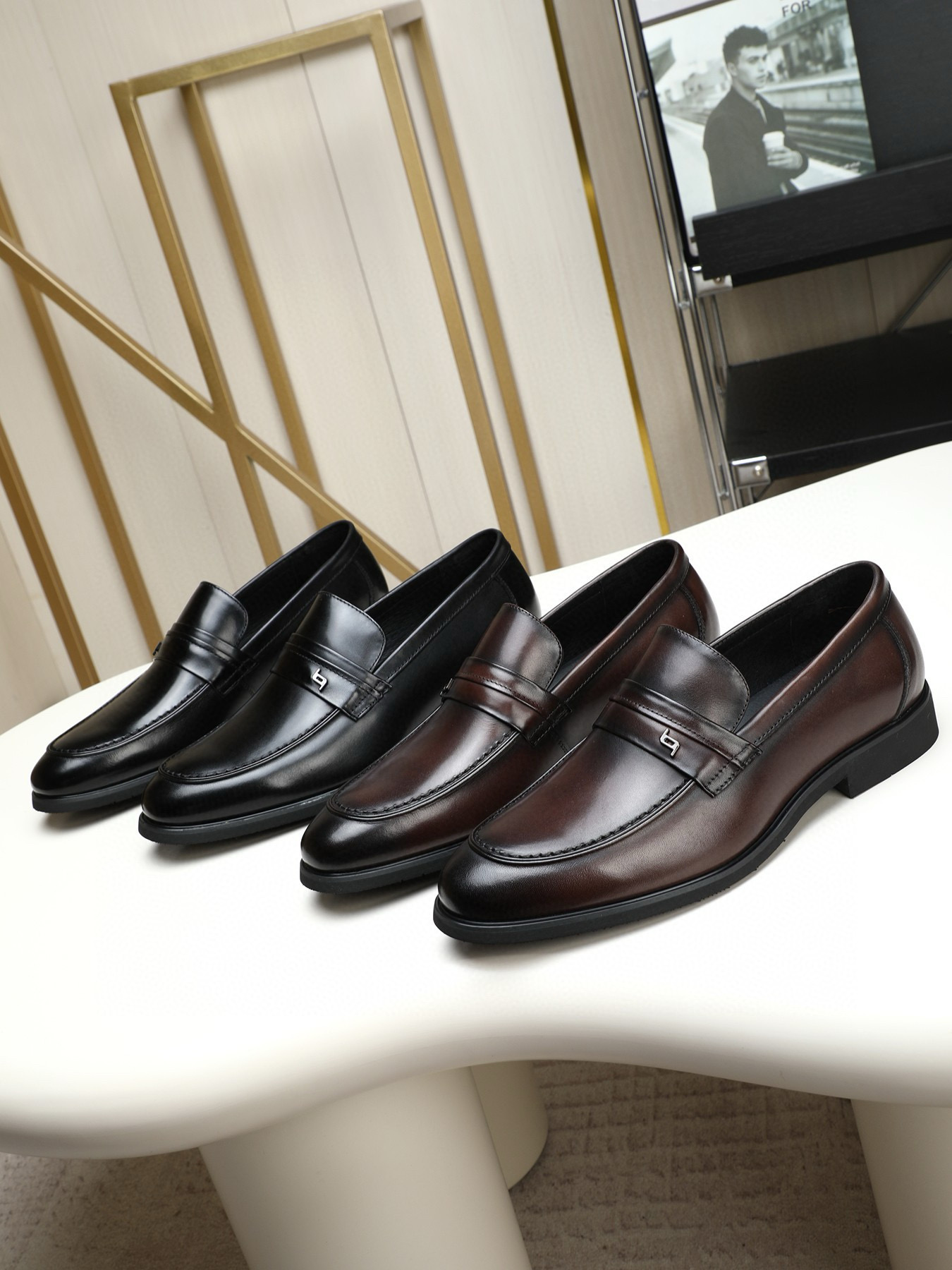 NO:275984,High-quality [PRADA] Prada 1:1 new business leather shoes. The 2025 counter is released simultaneously, Italy imported original imported fetal cowhide. The inner pig lining is designed with a pull-line design, exclusively molded natural rubber outsole, super comfortable, the real thing is more beautiful, and you can enter and exit the counter at will. The regular size 38-43#官网 [Coffee] Welcome to smash the order... Heshan shoes, prada, prada, cowhide19860909高品质【PRADA】普拉达1:1新款商务皮鞋.2025专柜同步发售,意大利进口原版进口胎牛皮.内里猪里,鞋面采用拉线设计,独家成型天然橡胶大底,超级舒适,实物拍摄实物更赞高品质,可随意进出专柜,正码38-43#欢[咖啡]欢迎砸单……鹤山鞋,,prada,prada,cowhide,Men's shoes