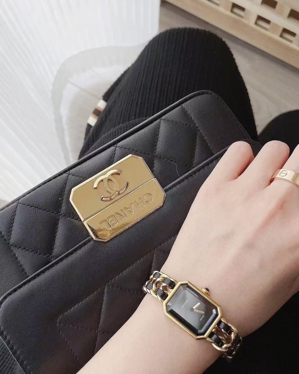 “550 Years of Charm: Salty French Love, the Key to Beauty” - 图片 4