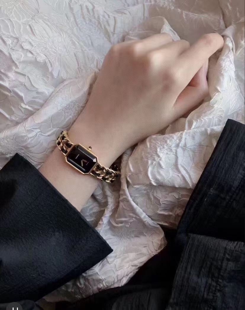 “550 Years of Charm: Salty French Love, the Key to Beauty” - 图片 6