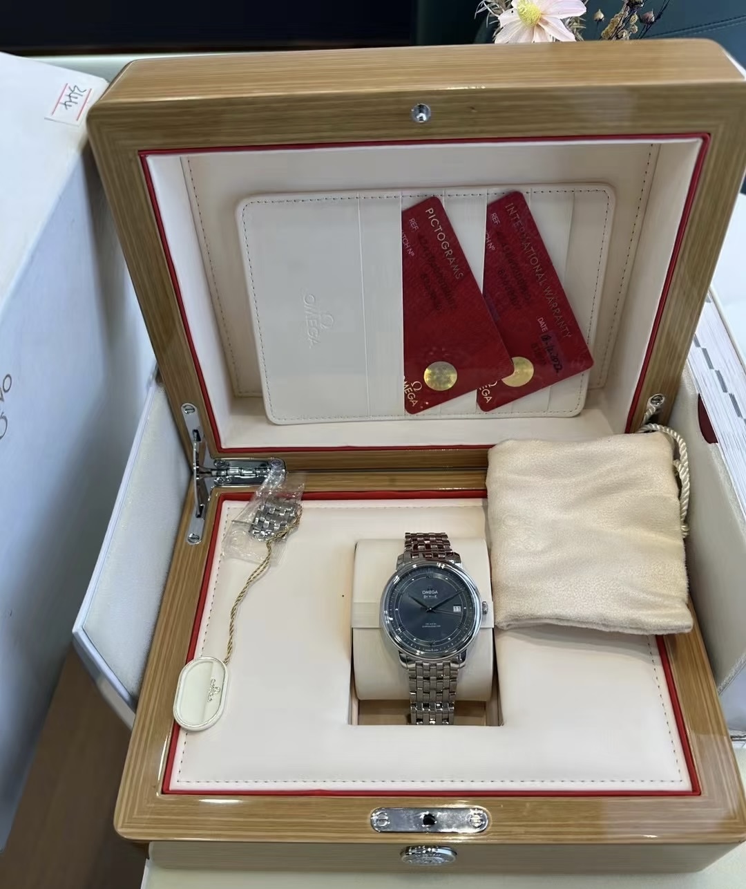 Omega Swiss Master Horology Mechanical Watch Timepiece Ref.73A1869A 2