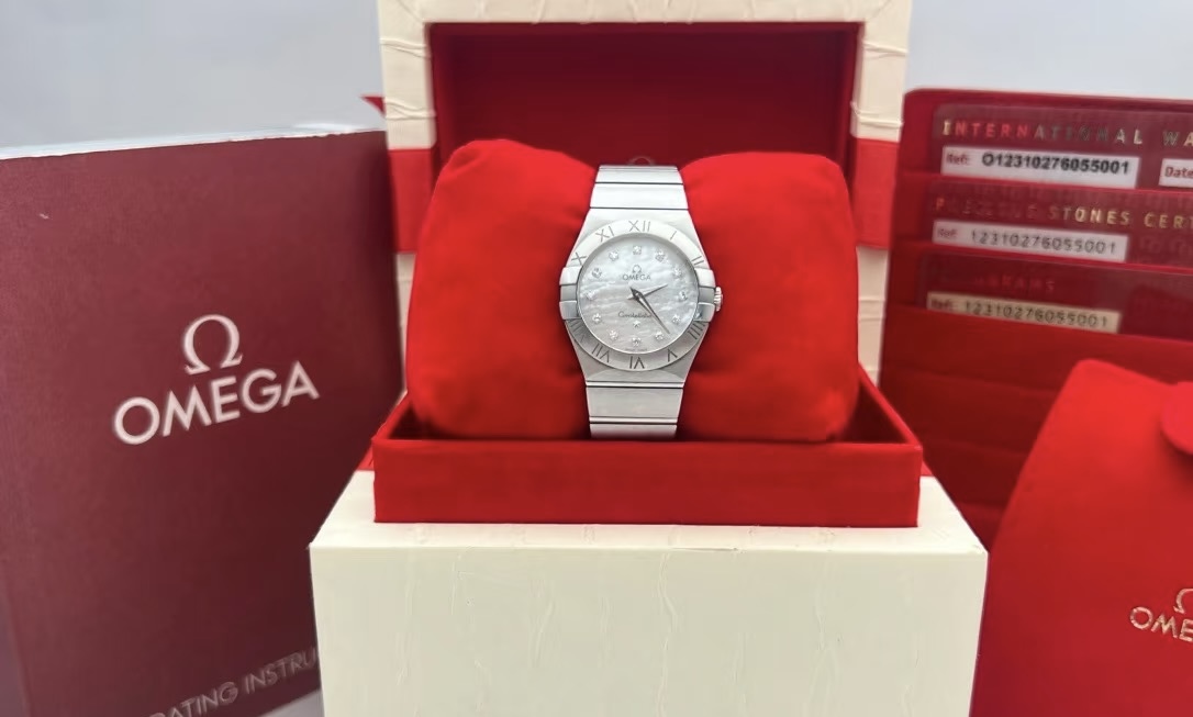 Omega Swiss Master Horology Mechanical Watch Timepiece Ref.87B7D816
