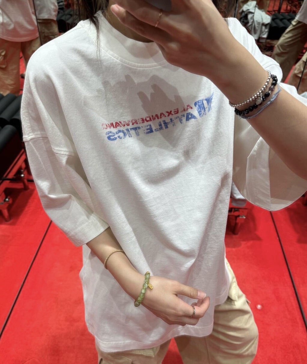 图片[2]-# 夏季短袖福利 亚历山大王系列 1.采用优质新疆长绒棉织造 2,进口染料浸染，色彩艳丽 3.二本针加固领口，不变形 4.环保染色，不易掉色 5.不易变形，不易缩水 6.通便压条 7A物理抗菌 7纯正240g支持检测区分市面以次充好面料抗菌-防螨-抗病毒-除臭-防霉-选品中心