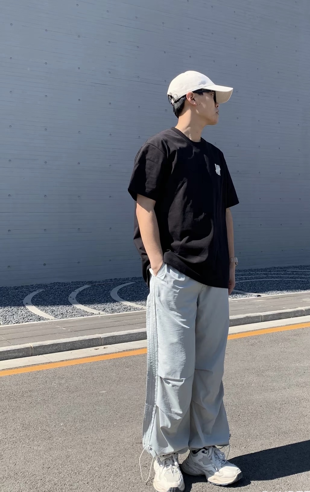 图片[3]-# 夏季短袖福利 Unefeated 五条杠系列 1.采用优质新疆长绒棉织造 2,进口染料浸染，色彩艳丽 3.二本针加固领口，不变形 4.环保染色，不易掉色 5.不易变形，不易缩水 6.通便压条 7A物理抗菌 7纯正240g支持检测区分市面以次充好面料抗菌-防螨-抗病毒-除臭-防霉-选品中心