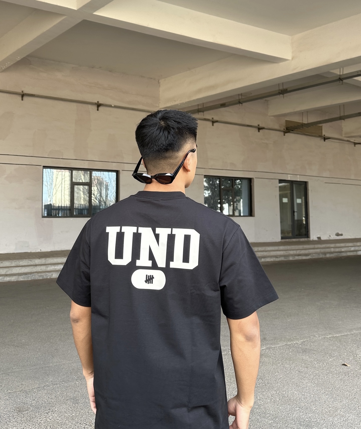 图片[8]-# 夏季短袖福利 Unefeated 五条杠系列 1.采用优质新疆长绒棉织造 2,进口染料浸染，色彩艳丽 3.二本针加固领口，不变形 4.环保染色，不易掉色 5.不易变形，不易缩水 6.通便压条 7A物理抗菌 7纯正240g支持检测区分市面以次充好面料抗菌-防螨-抗病毒-除臭-防霉-选品中心