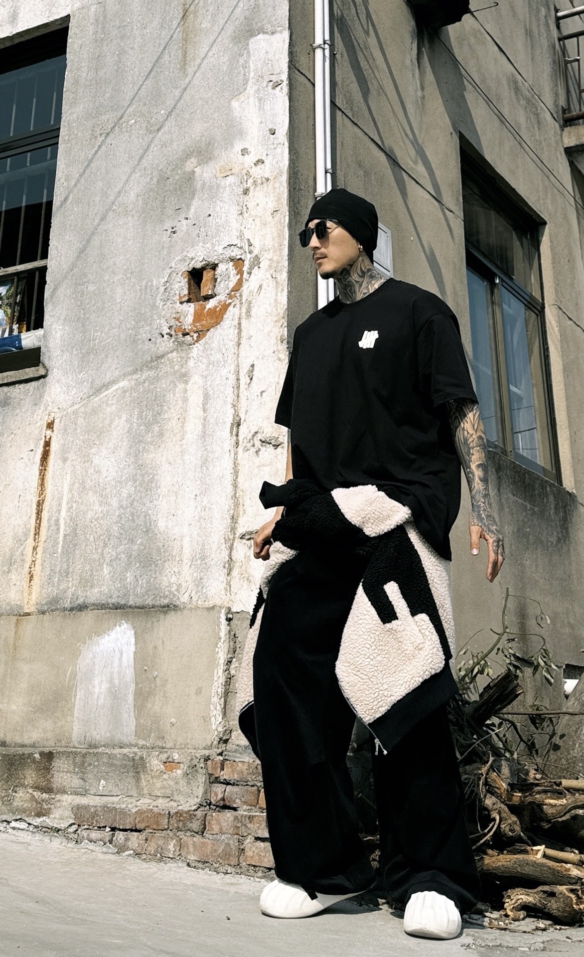 图片[2]-# 夏季短袖福利 Unefeated 五条杠系列 1.采用优质新疆长绒棉织造 2,进口染料浸染，色彩艳丽 3.二本针加固领口，不变形 4.环保染色，不易掉色 5.不易变形，不易缩水 6.通便压条 7A物理抗菌 7纯正240g支持检测区分市面以次充好面料抗菌-防螨-抗病毒-除臭-防霉-选品中心