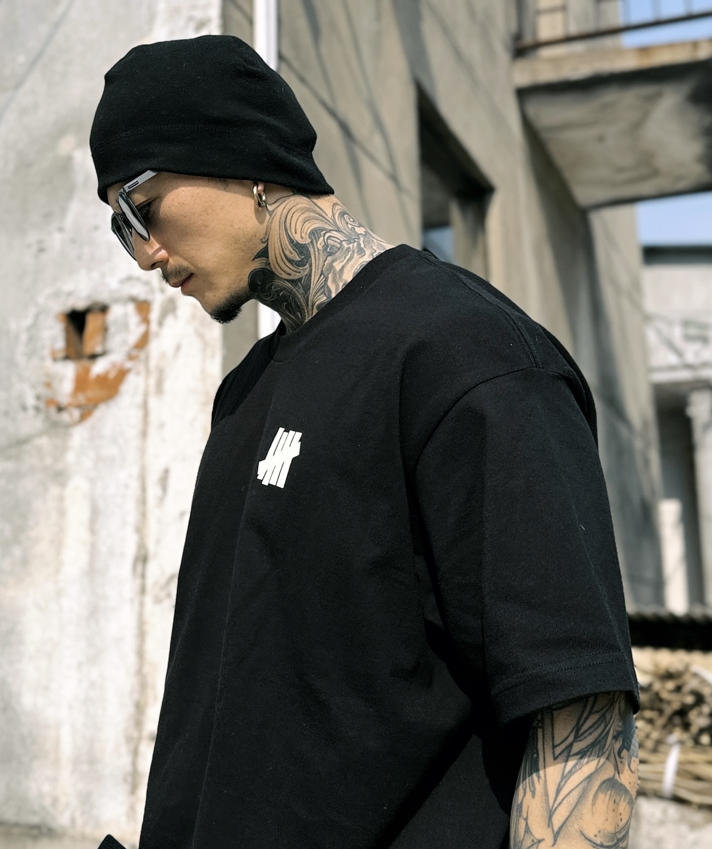 图片[8]-# 夏季短袖福利 Unefeated 五条杠系列 1.采用优质新疆长绒棉织造 2,进口染料浸染，色彩艳丽 3.二本针加固领口，不变形 4.环保染色，不易掉色 5.不易变形，不易缩水 6.通便压条 7A物理抗菌 7纯正240g支持检测区分市面以次充好面料抗菌-防螨-抗病毒-除臭-防霉-选品中心