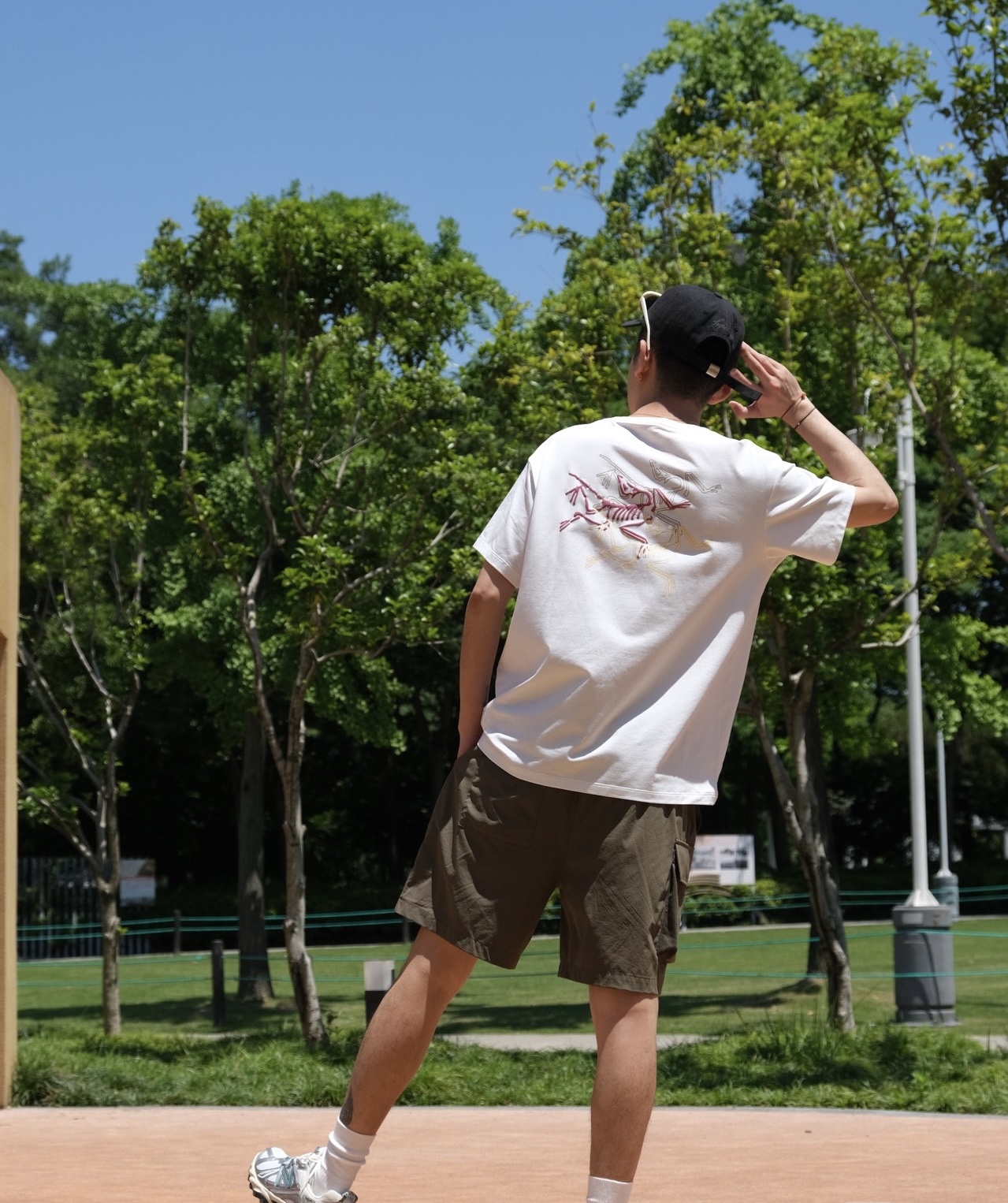 图片[5]-# 夏季短袖福利 始祖鸟短袖系列 1.采用优质新疆长绒棉织造 2,进口染料浸染，色彩艳丽 3.二本针加固领口，不变形 4.环保染色，不易掉色 5.不易变形，不易缩水 6.通便压条 7A物理抗菌 7纯正240g支持检测区分市面以次充好面料抗菌-防螨-抗病毒-除臭-防霉-选品中心