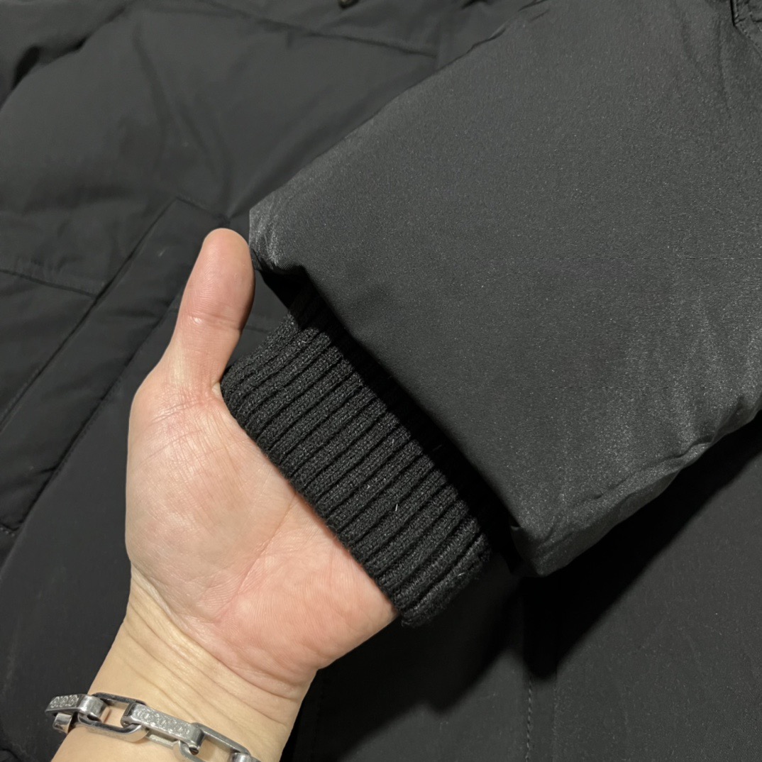 图片[3]-＃暖冬福利 AMI Paris｜FW22 AMI爱心轮廓形肩部标志/短款羽绒服 黑色 市面天花板2色 独家天花板 独家全套开模 遥遥领先 比价格的朋友仔细对比 面料辅料细节不再一一科普 差包烟的价格品质天壤之别 尺码 XXS XS-S(同码) M-L(同码)-选品中心