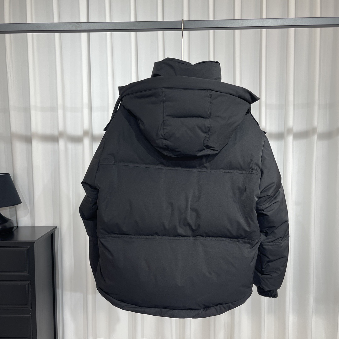 图片[3]-＃暖冬福利 AMI Paris｜FW22 AMI爱心轮廓形肩部标志/短款羽绒服 黑色 市面天花板2色 独家天花板 独家全套开模 遥遥领先 比价格的朋友仔细对比 面料辅料细节不再一一科普 差包烟的价格品质天壤之别 尺码 XXS XS-S(同码) M-L(同码)-选品中心