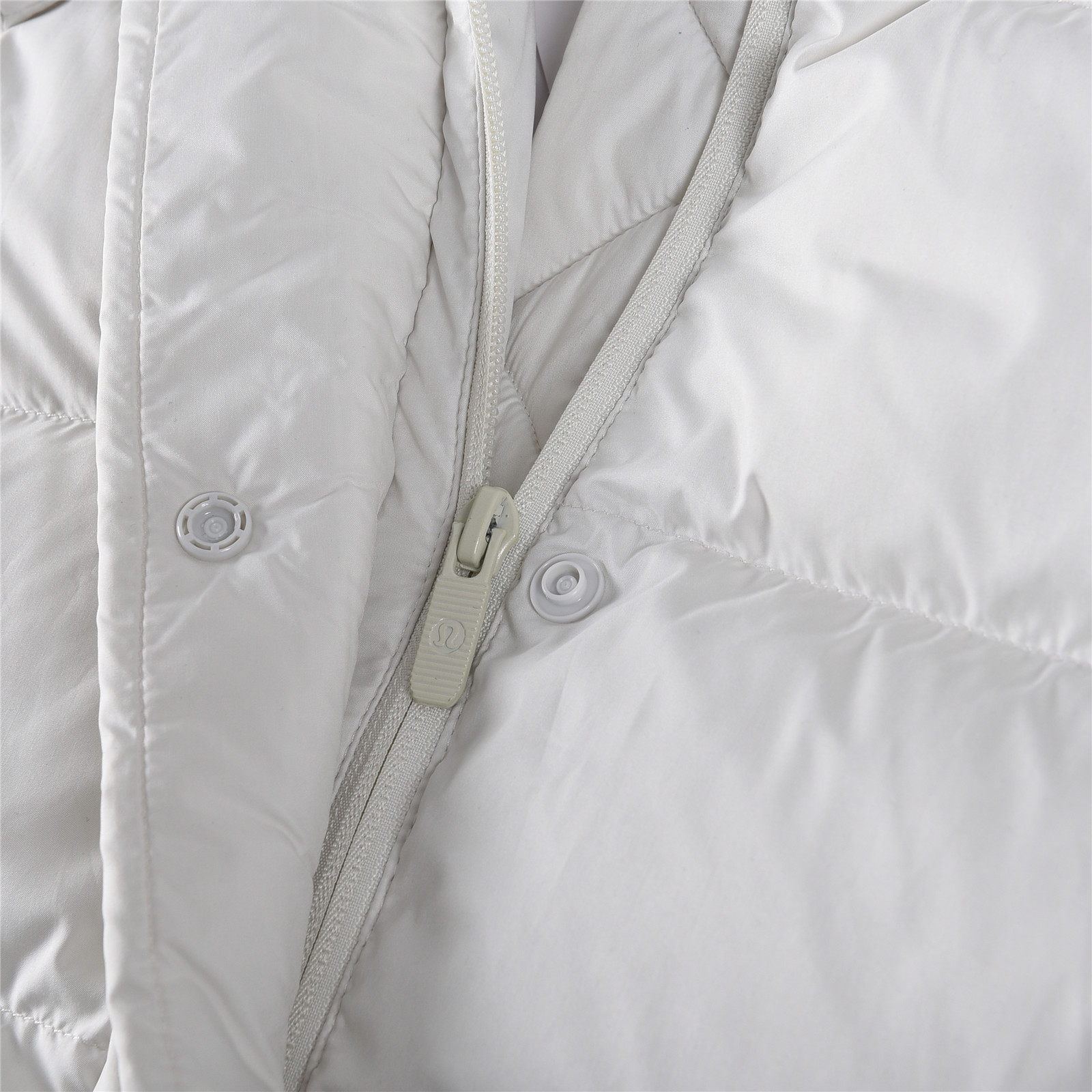 Lululemon Wunder Puff Padded and Quilted Down Padded Jacket for Kids 9 o 1j4la3hfs36svur4ktef4od97