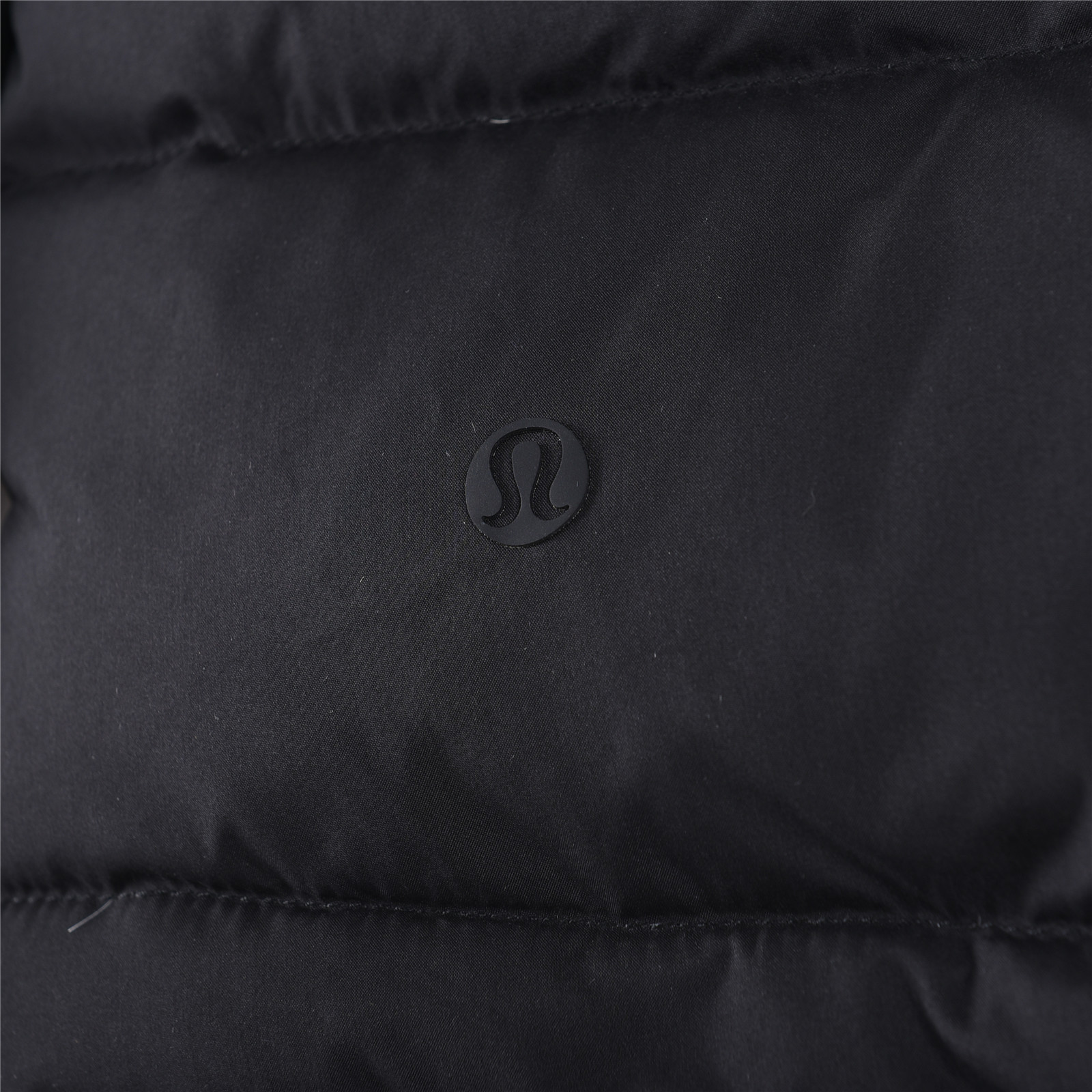 o 1j4mn8hg37hisqq1kg811rpn6d3