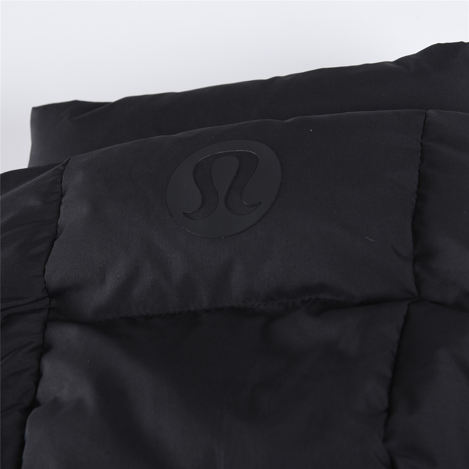 o 1j4mn8hg4340i261d6p1grr12p74