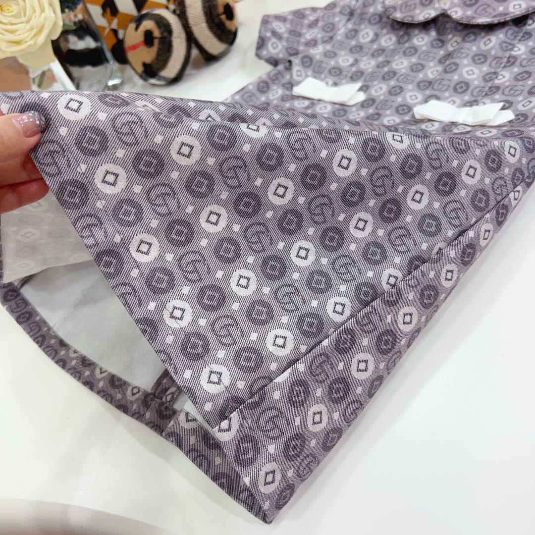 Gucci Kids Grey Geometric Print Dress - Designer Fashion for Girls, Sizes 100-150 4 i1735399674816 6893 0 3