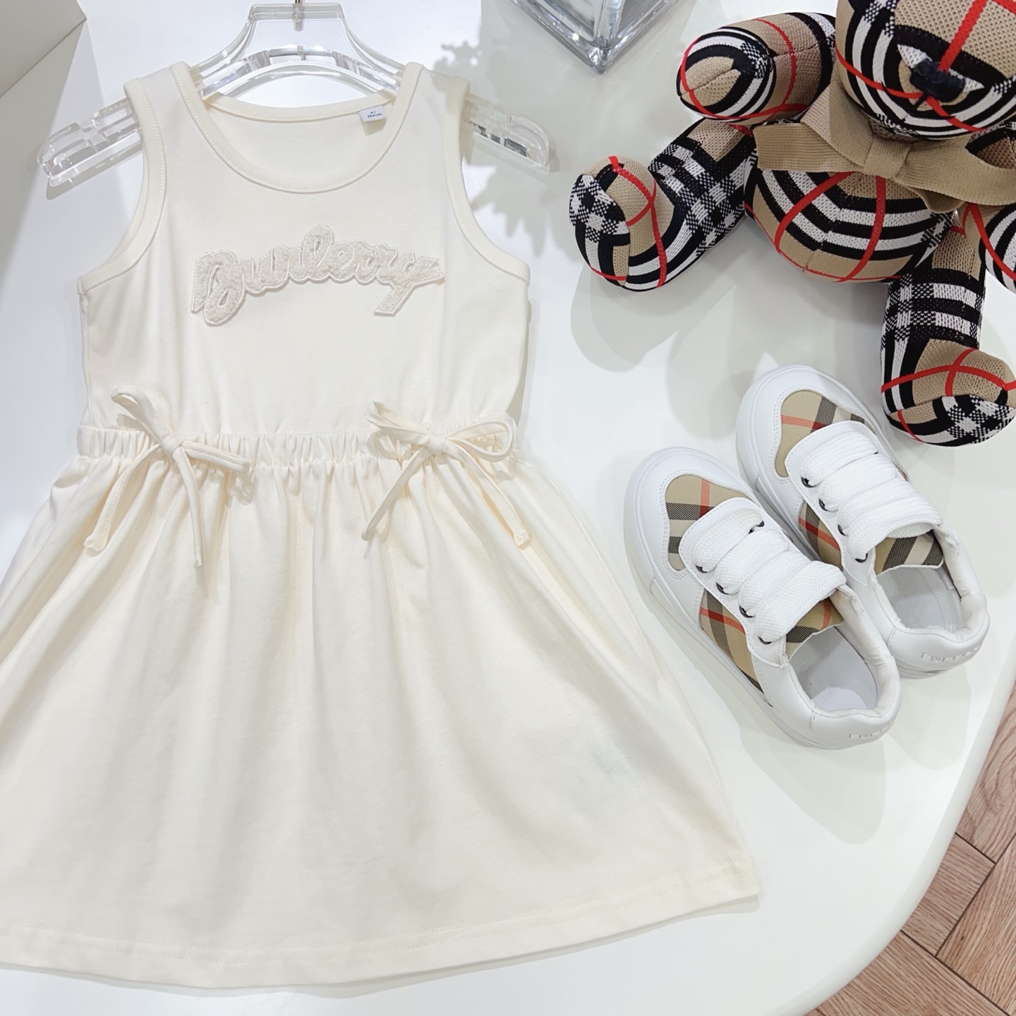 Burberry Kids Ivory Sleeveless Logo Dress With Drawstring Waist (Size 100-150) 4 i1747922579618 871 0 2