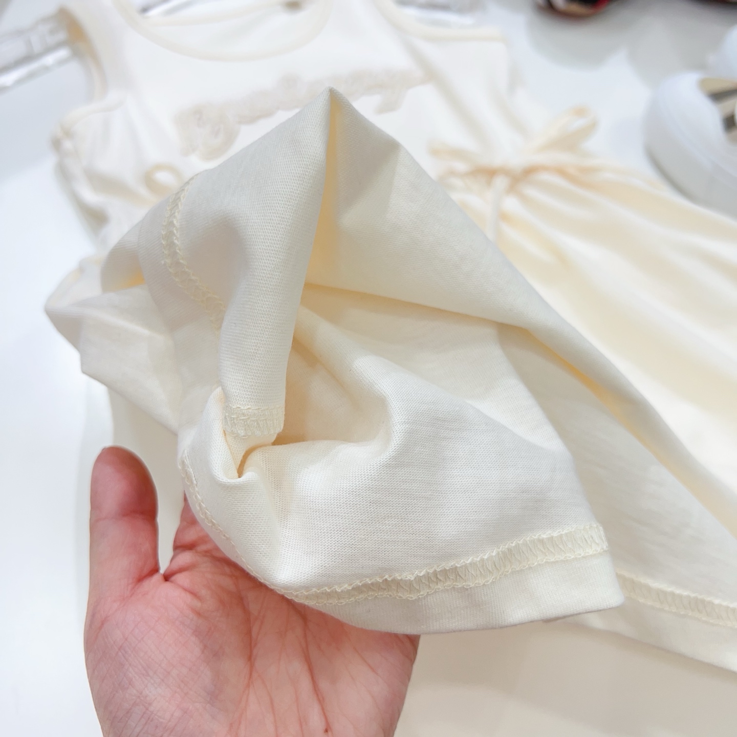 Burberry Kids Ivory Sleeveless Logo Dress With Drawstring Waist (Size 100-150) 9 i1747922586774 1080 0 7