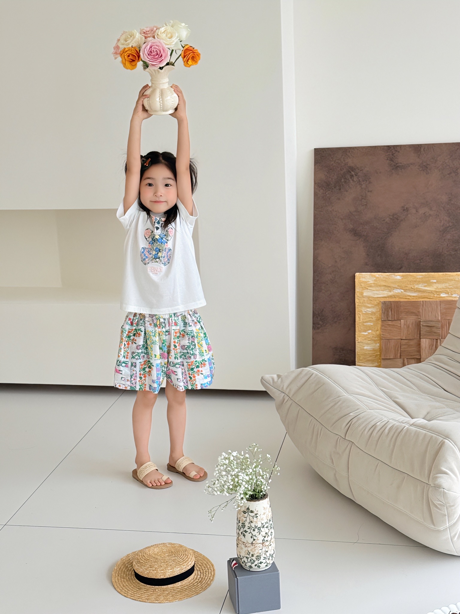 Fendi Kids' White Bear Print T-Shirt & Floral Shorts Set, Sizes 100-150 6 i1749117846777 2906 0 4