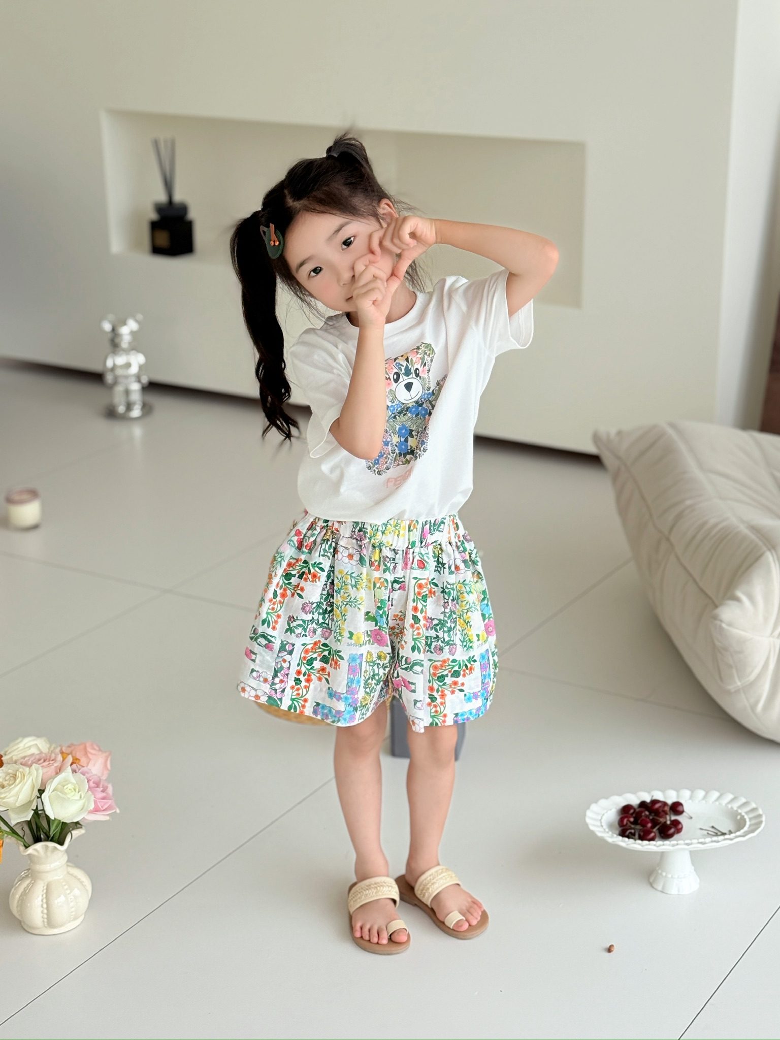Fendi Kids' White Bear Print T-Shirt & Floral Shorts Set, Sizes 100-150 2 i1749117846777 4063 0 0