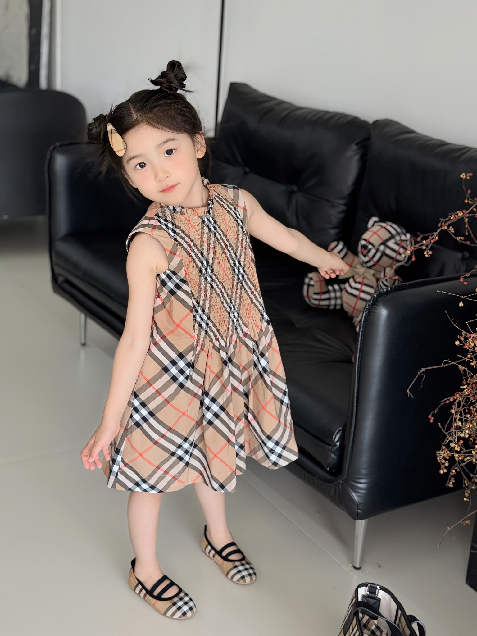 Burberry Kids Classic Checkered Dress, Sleeveless, Comfortable, Sizes 100-150 1 i1751536906178 8648 0 0