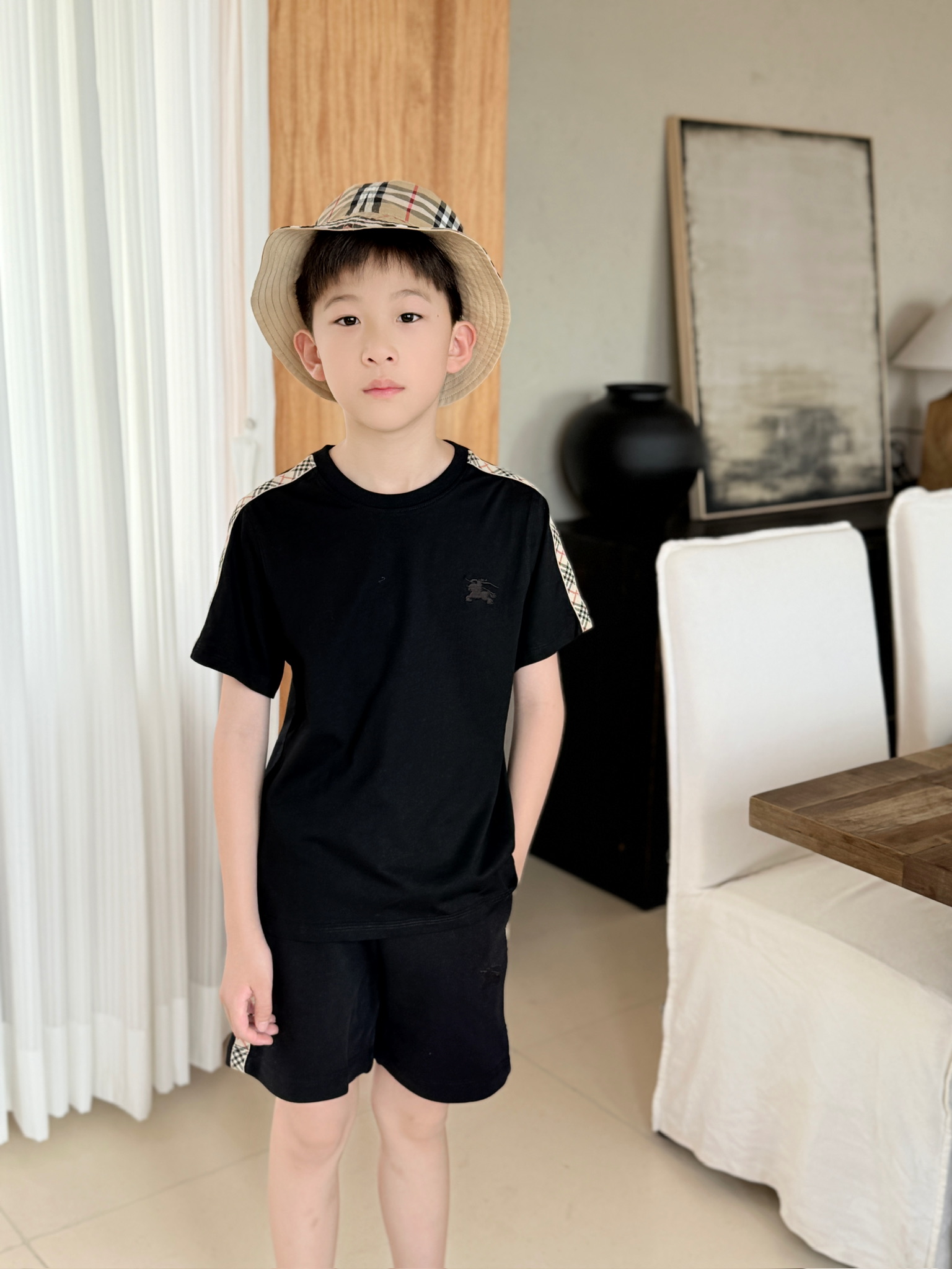 Burberry Kids' Black T-Shirt & Shorts Set with Iconic Check Detail, Sizes 100-150 5 i1751555288312 1126 0 4
