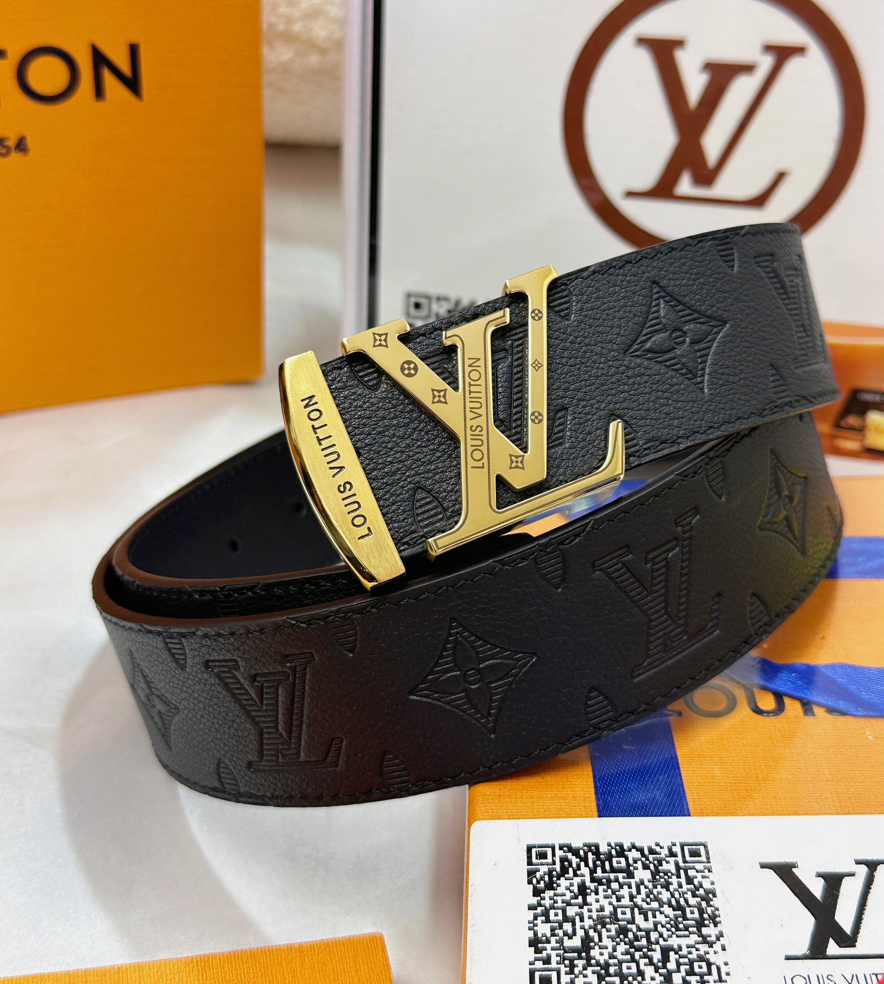 皮带 LV..路易..威登顶级复刻 品质百分百头层牛皮