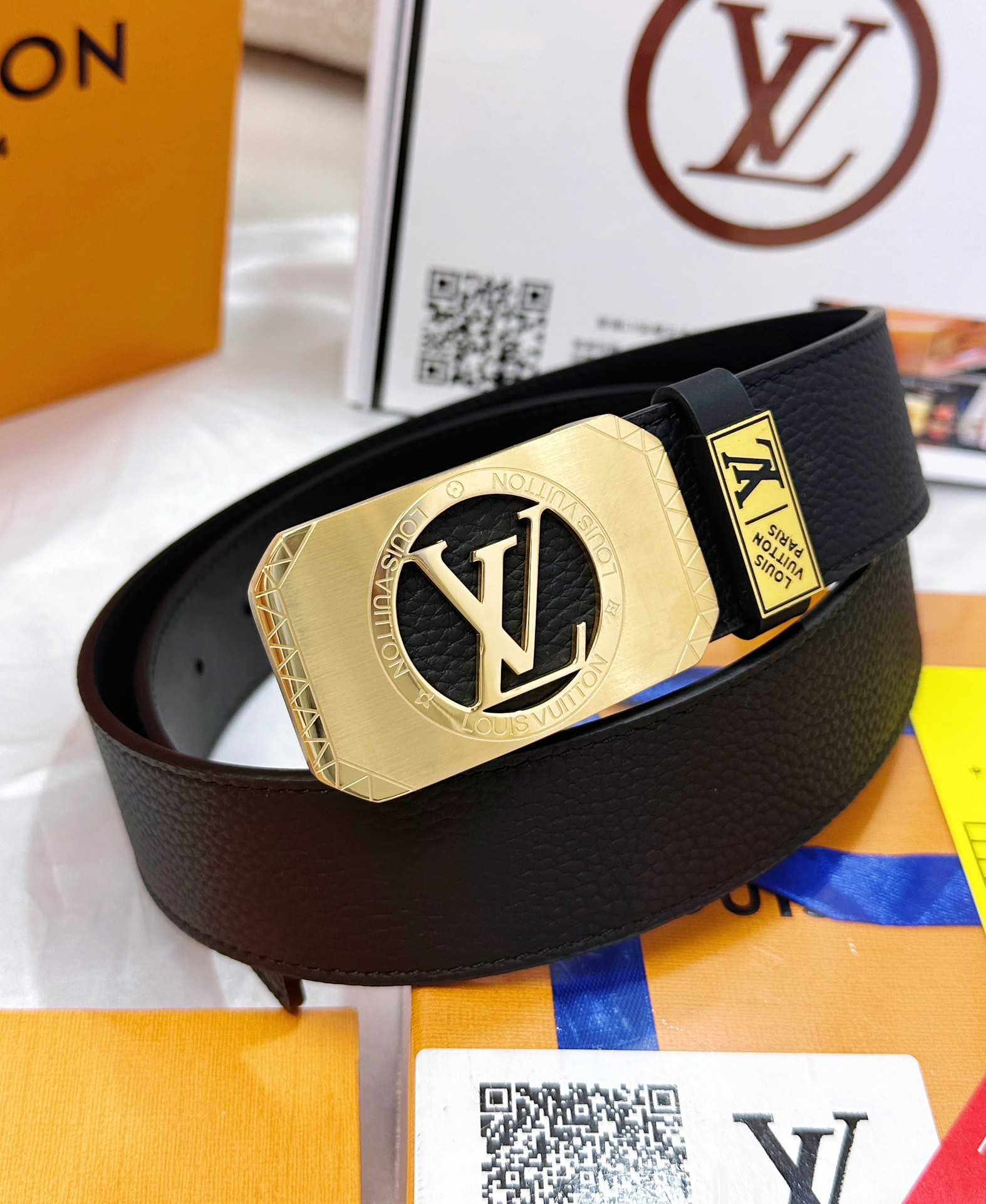 Louis Vuitton Belts Lychee Pattern Steel Buckle Calfskin Cowhide Genuine Leather