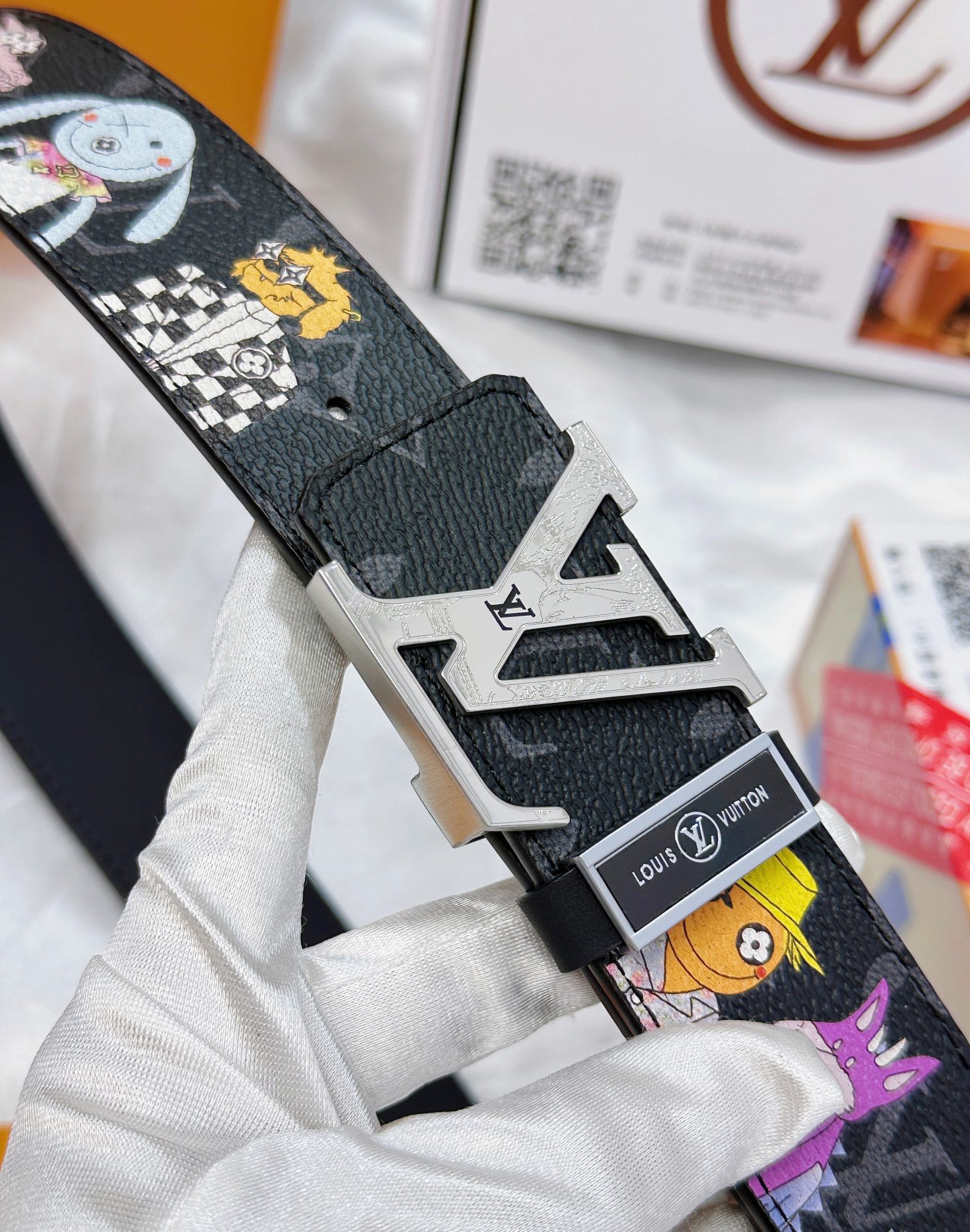 皮带 LV..路易..威登顶级复刻.腰带24K纯钢扣头层牛皮