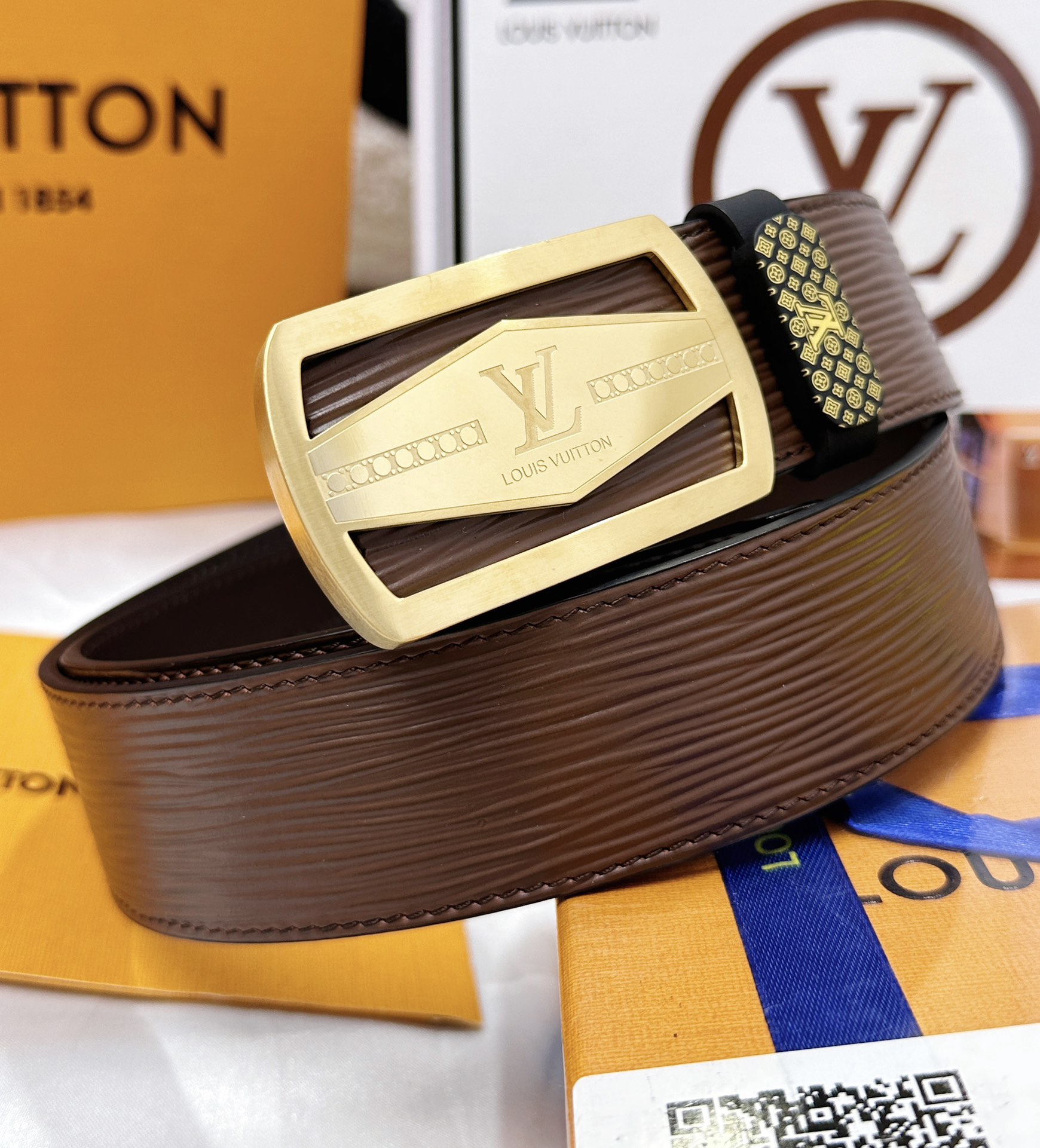 Louis Vuitton AAAA
 Belts Openwork Steel Buckle Epi Calfskin Cowhide Genuine Leather